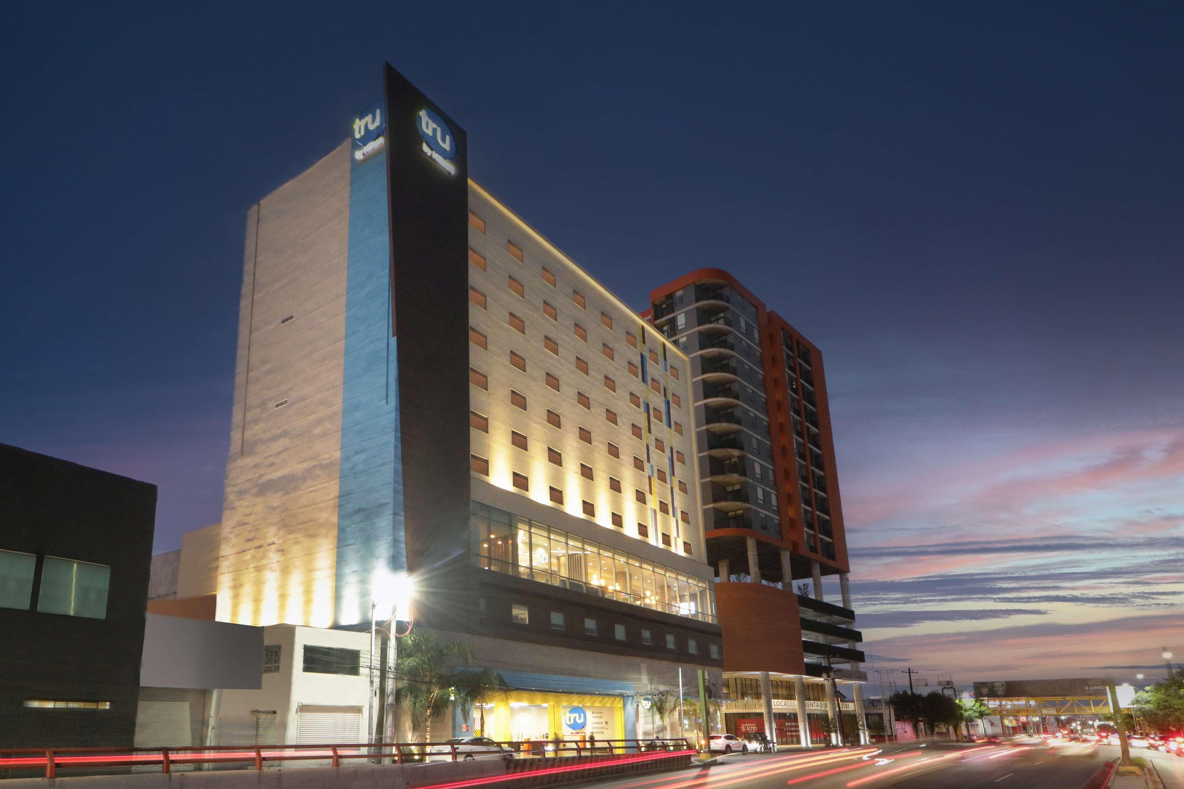 Vista Exterior Tru By Hilton Monterrey Fundidora