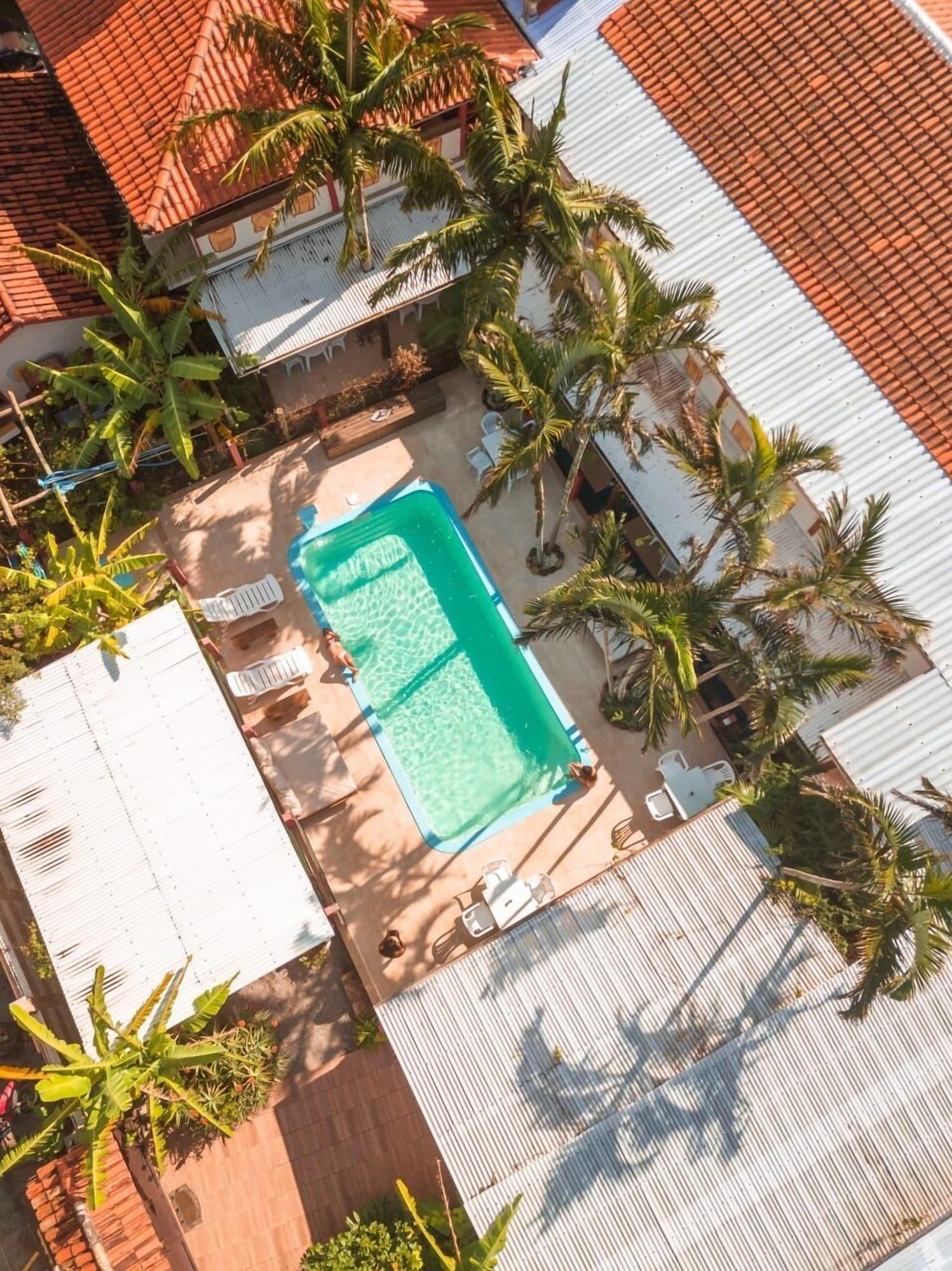 Vista Piscina Hotel Ferrugem Eco Village