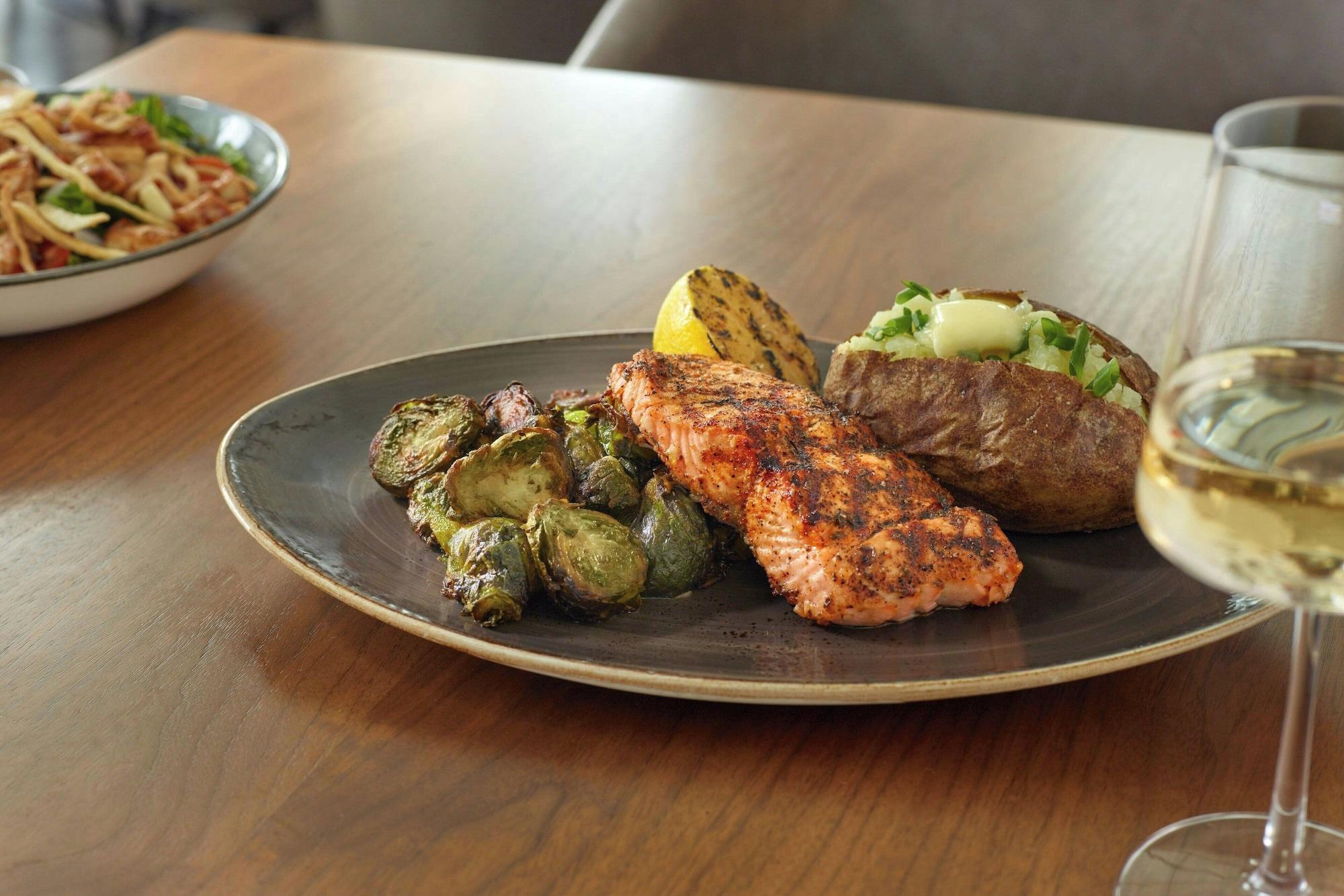 Restaurant Renaissance Atlanta Airport Gateway Hotel