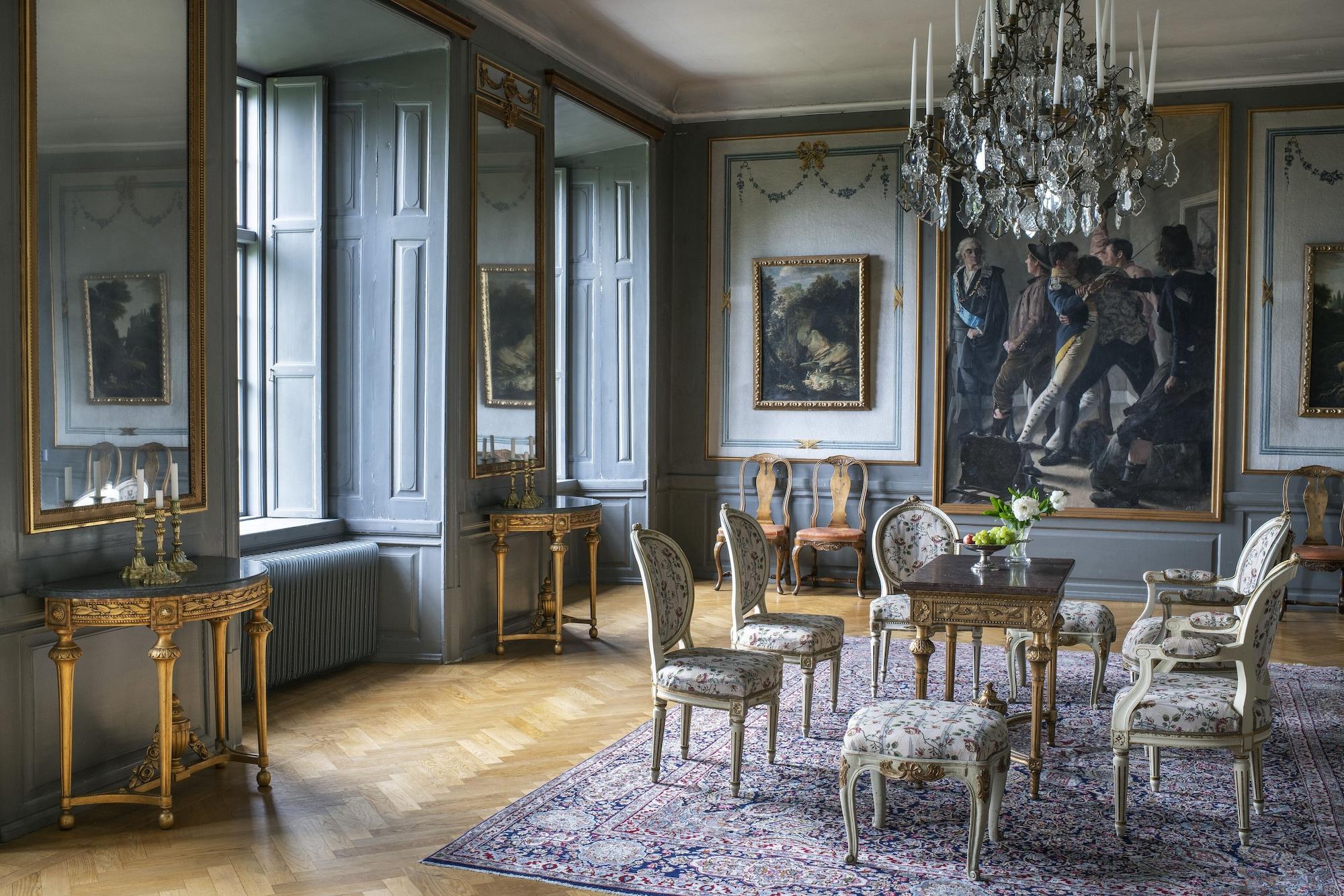 Comodidades del Alojamiento Västanå slott