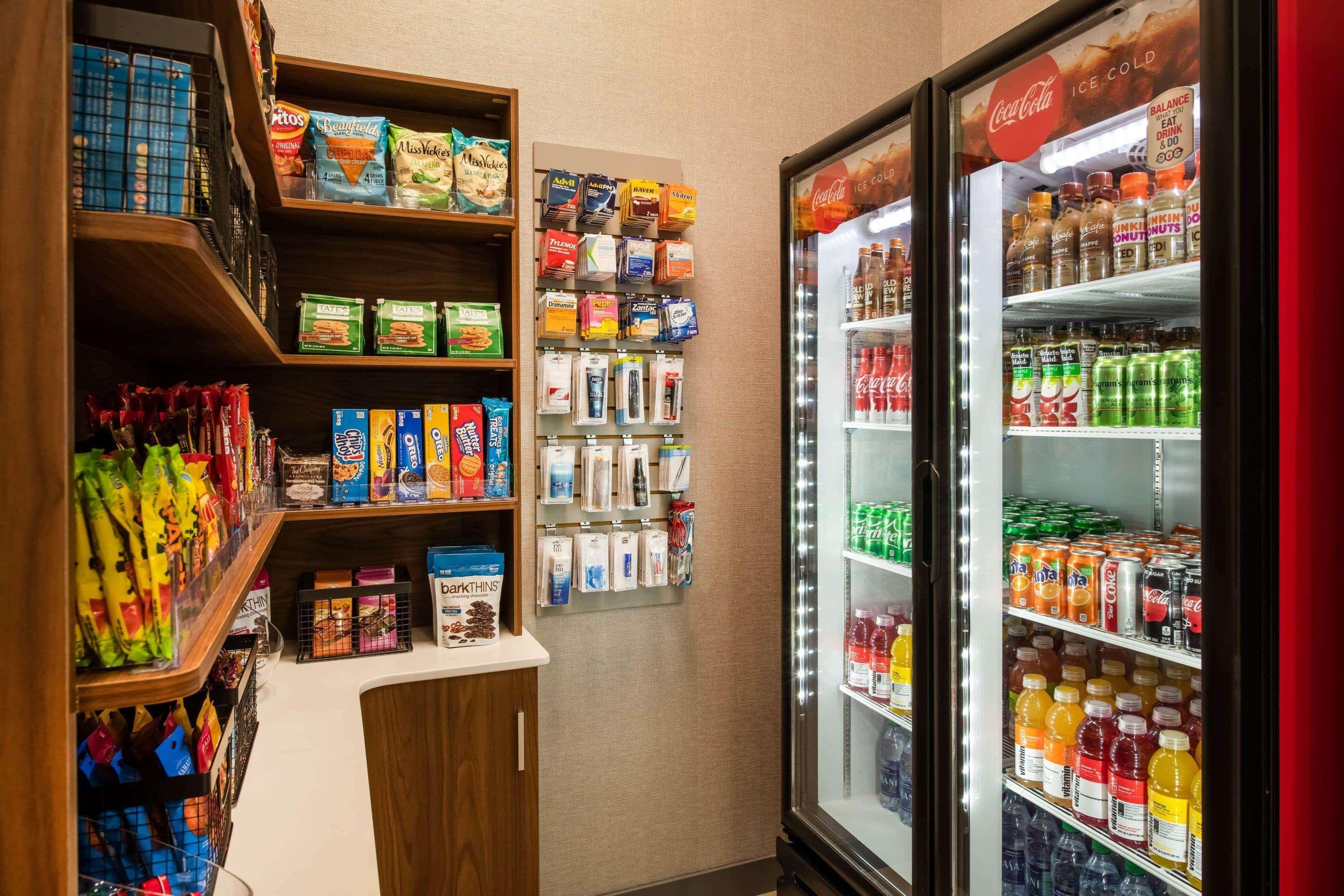 Vista Exterior Wingate by Wyndham Long Island City