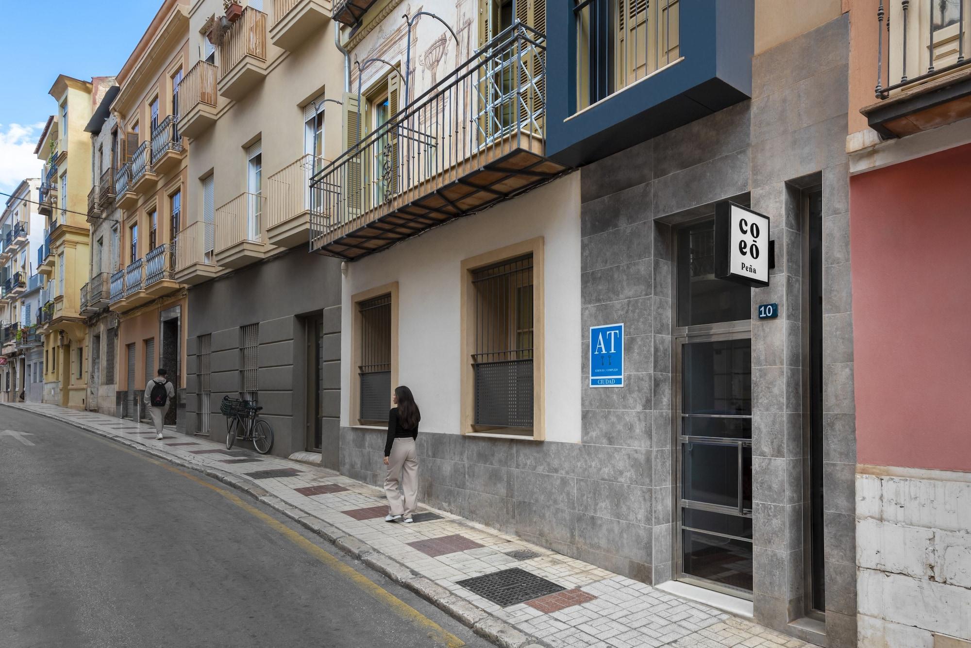 Vista Exterior Coeo Peña Design Apartments