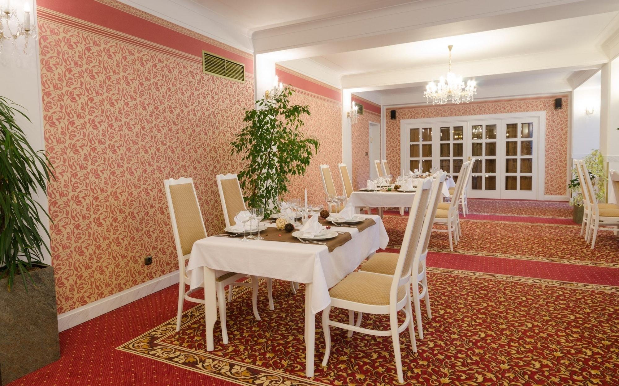 Restaurant Hotel Ostrov