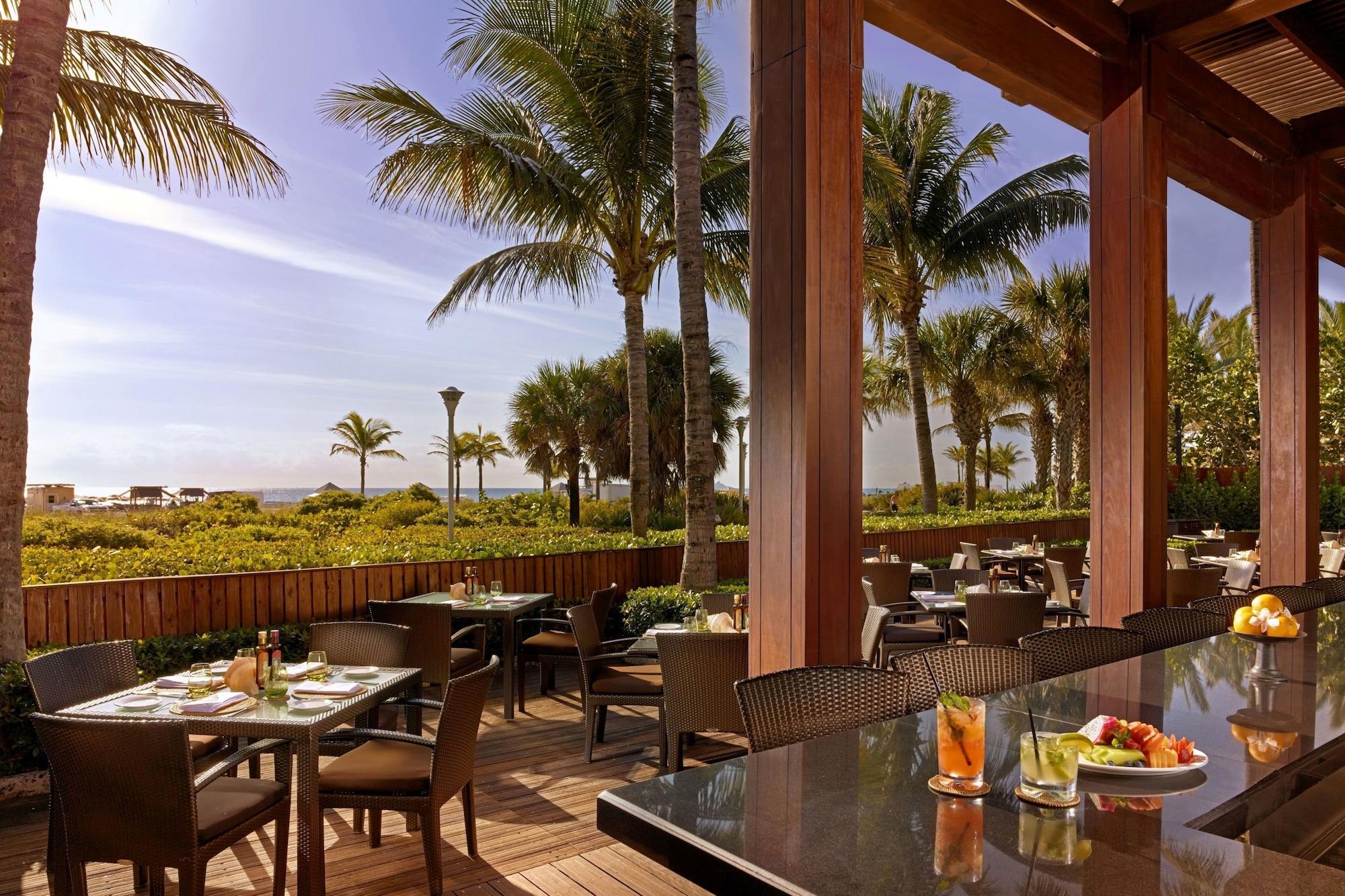 Restaurant Setai Residences by Flashstay