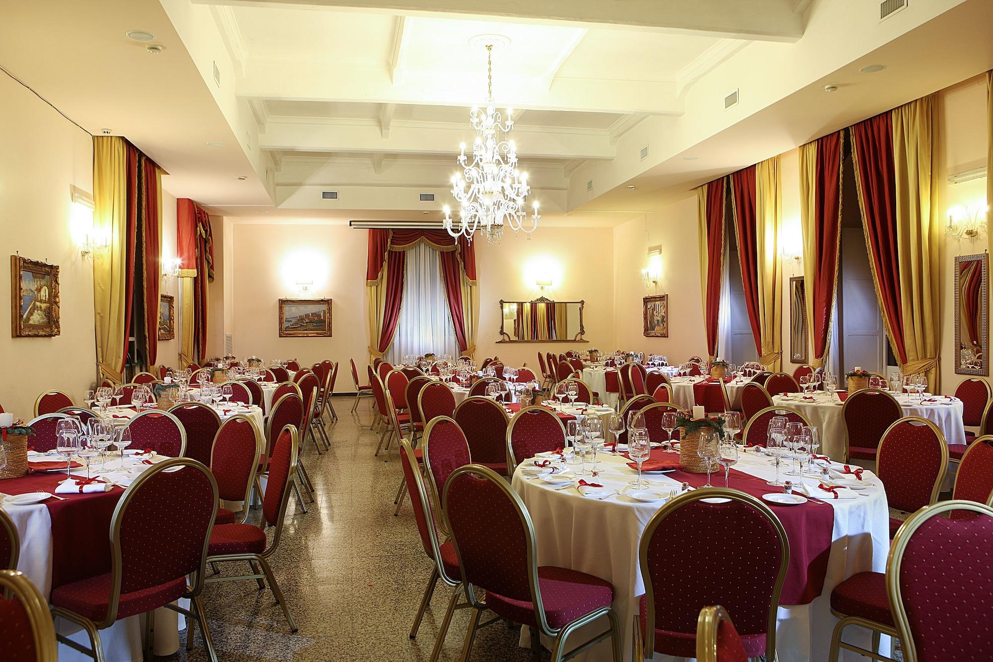 Salón de Baile Grand Hotel Capodimonte