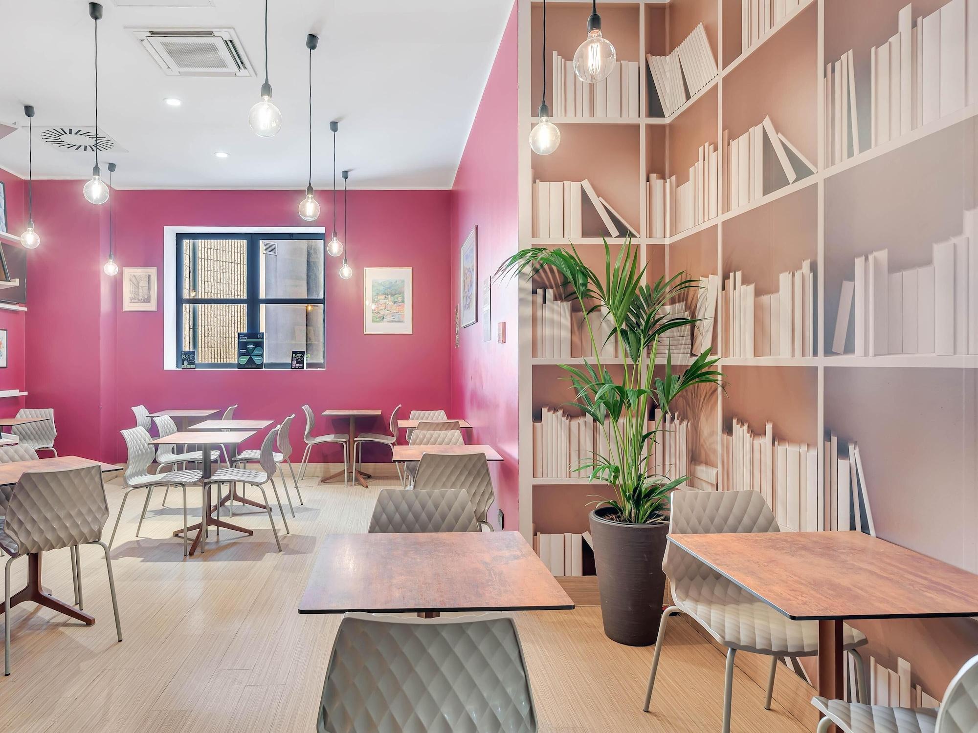 Vista Lobby B&B Hotel Milano San Siro