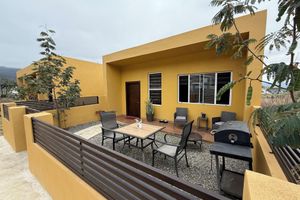 Alquiler Vacacional - Cozy pet friendly studio in private, 15 mins from downtown and the Valley.