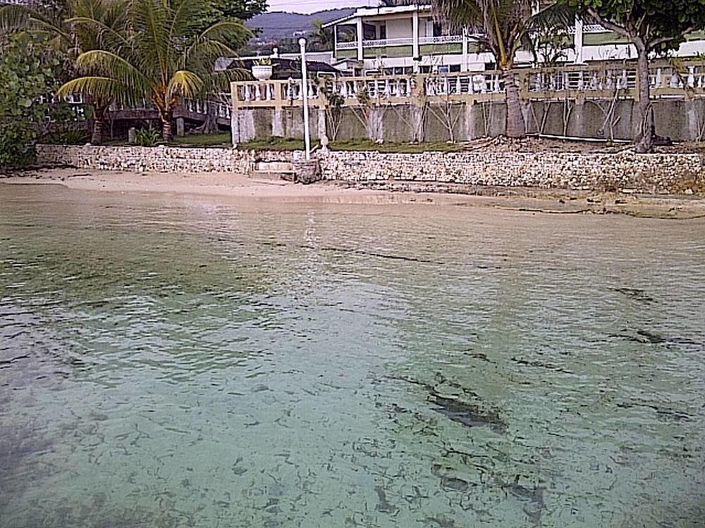 Beach Cariblue Beach Hotel and Scuba Diving Resort
