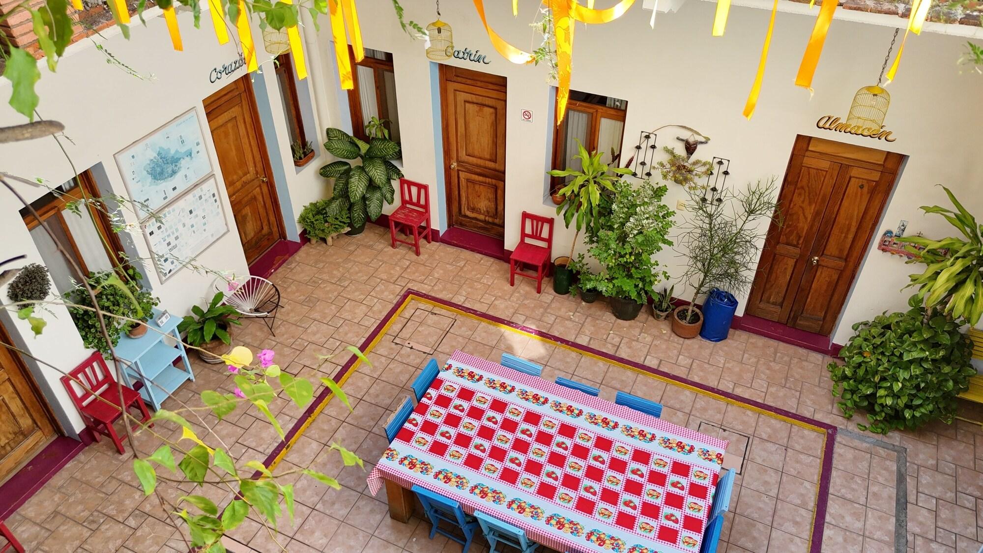 Varios El Diablo y la Sandia B&B