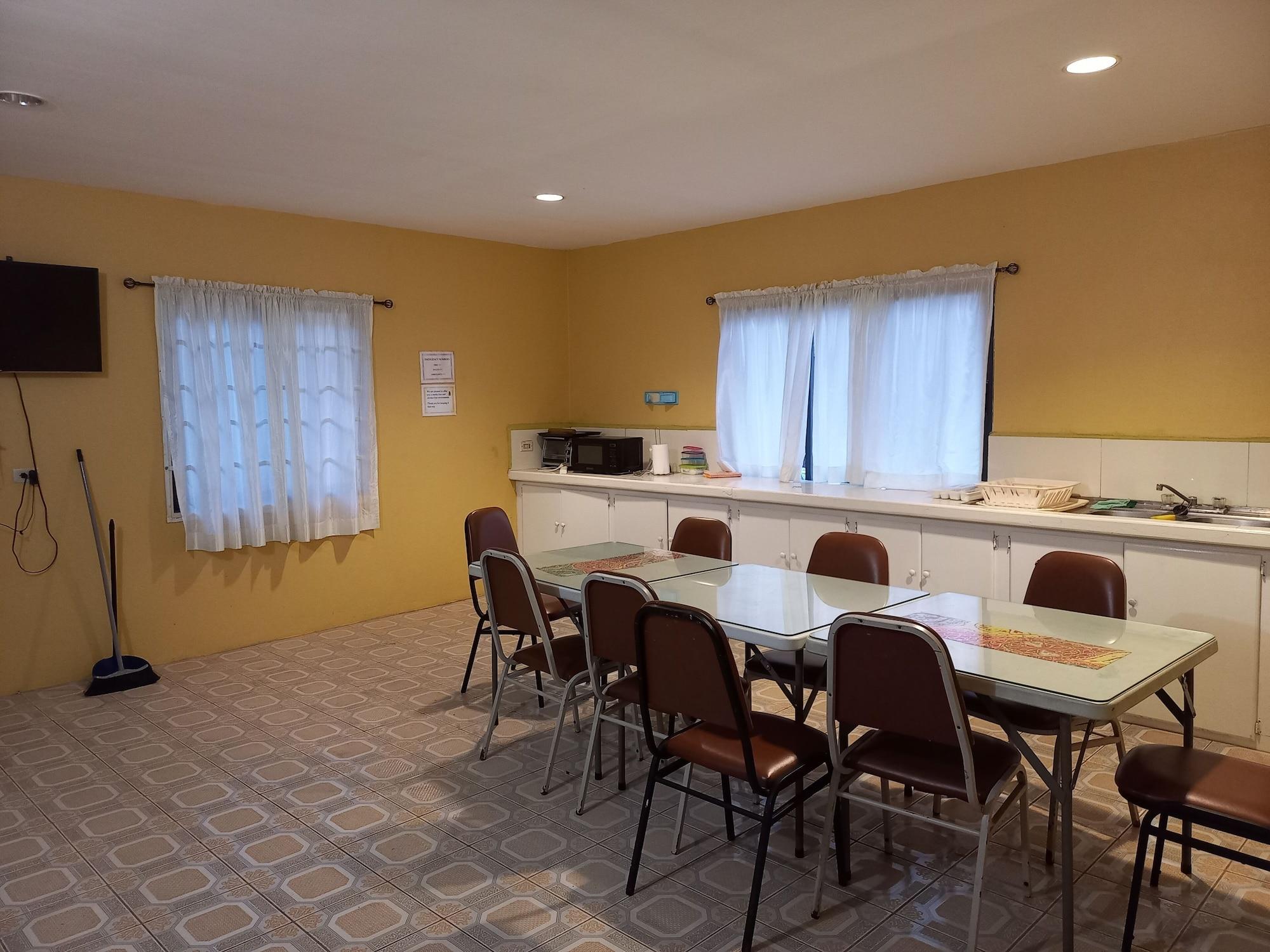 Comodidades del Alojamiento Shalom Guest House