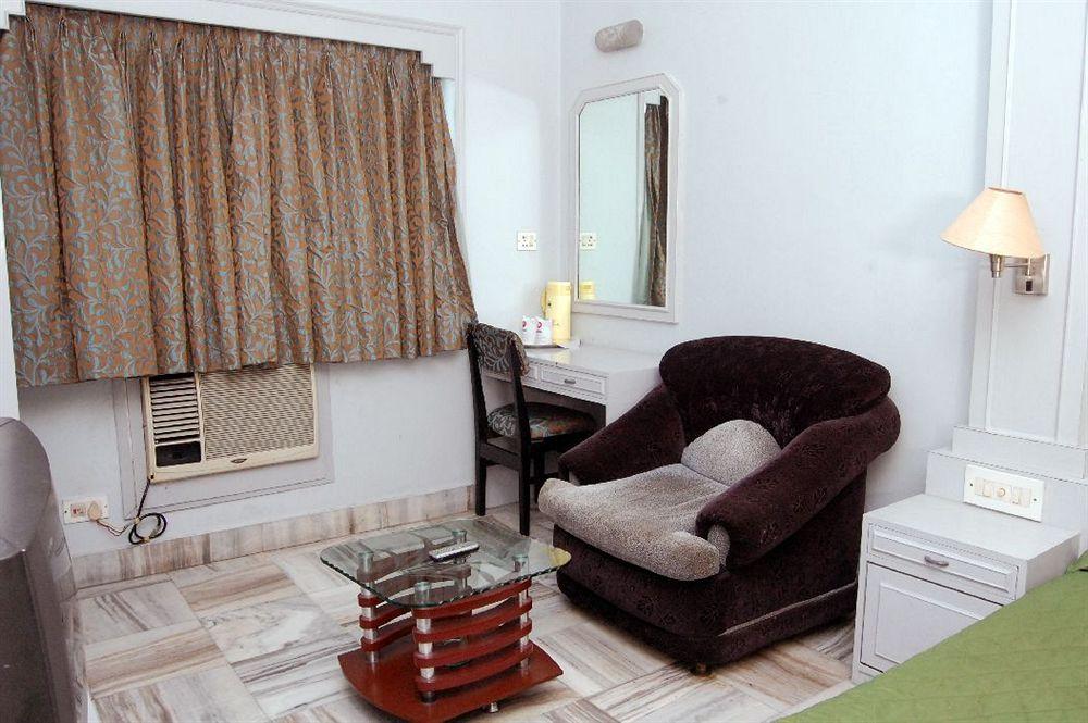 Set de Habitación Hotel Rushabh Home