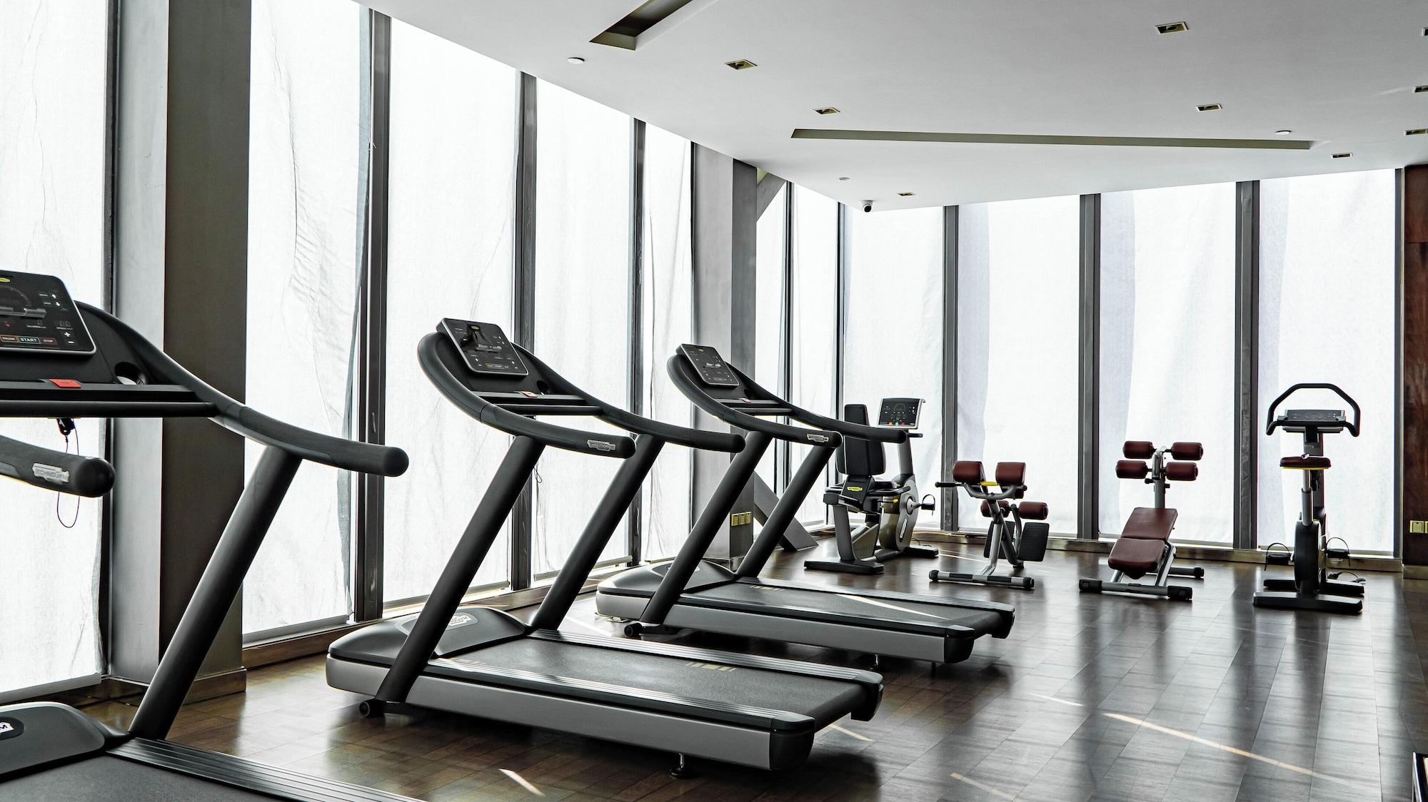 Gimnasio Luoyang Christian's Hotel