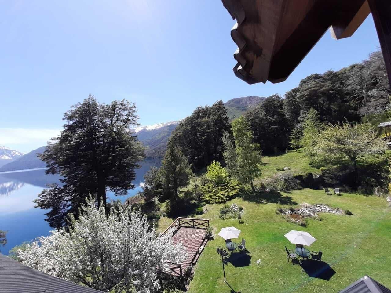 Varios Mascardi Park Lodge & Hotel