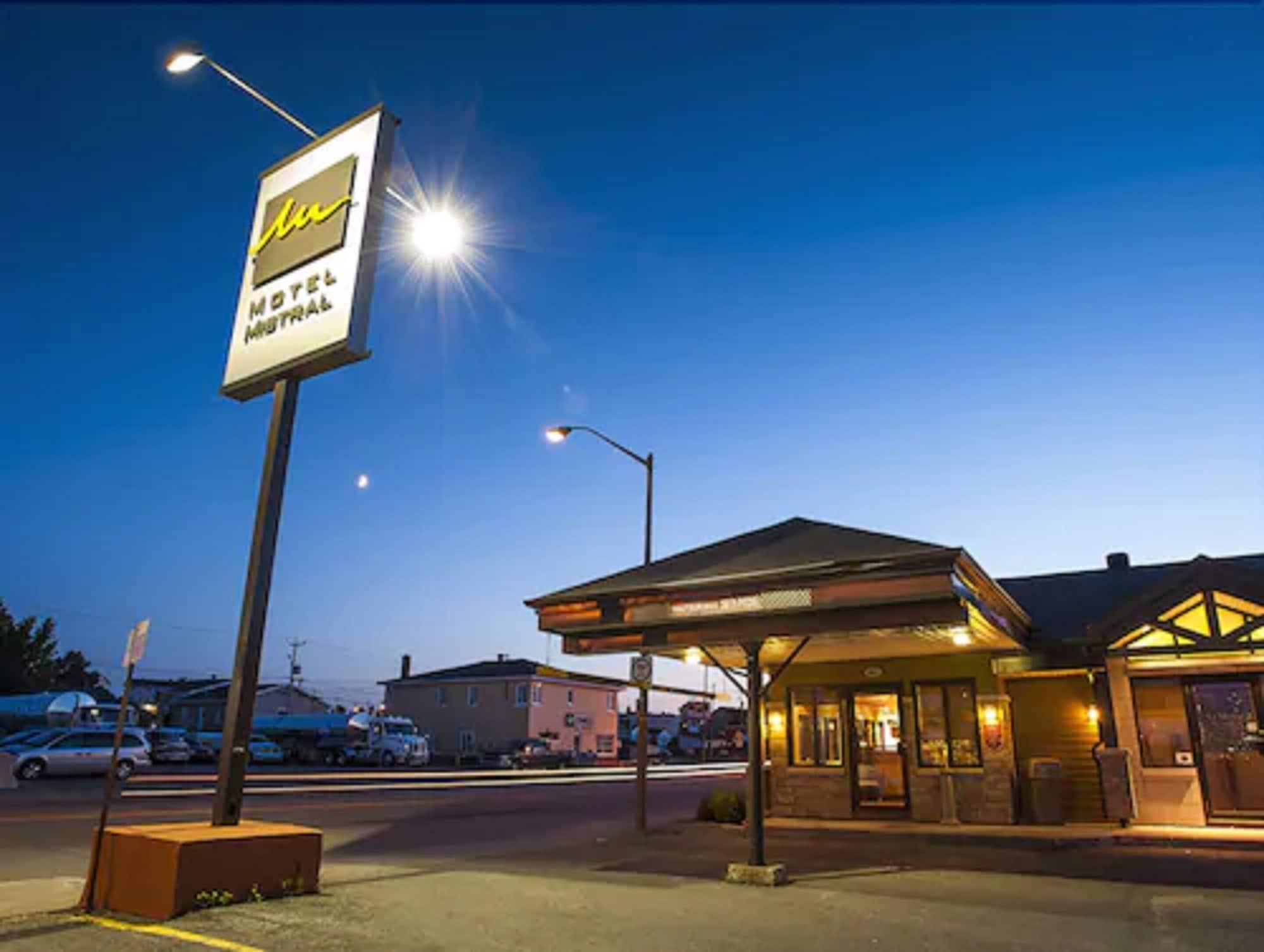 Vista Exterior Motel Mistral