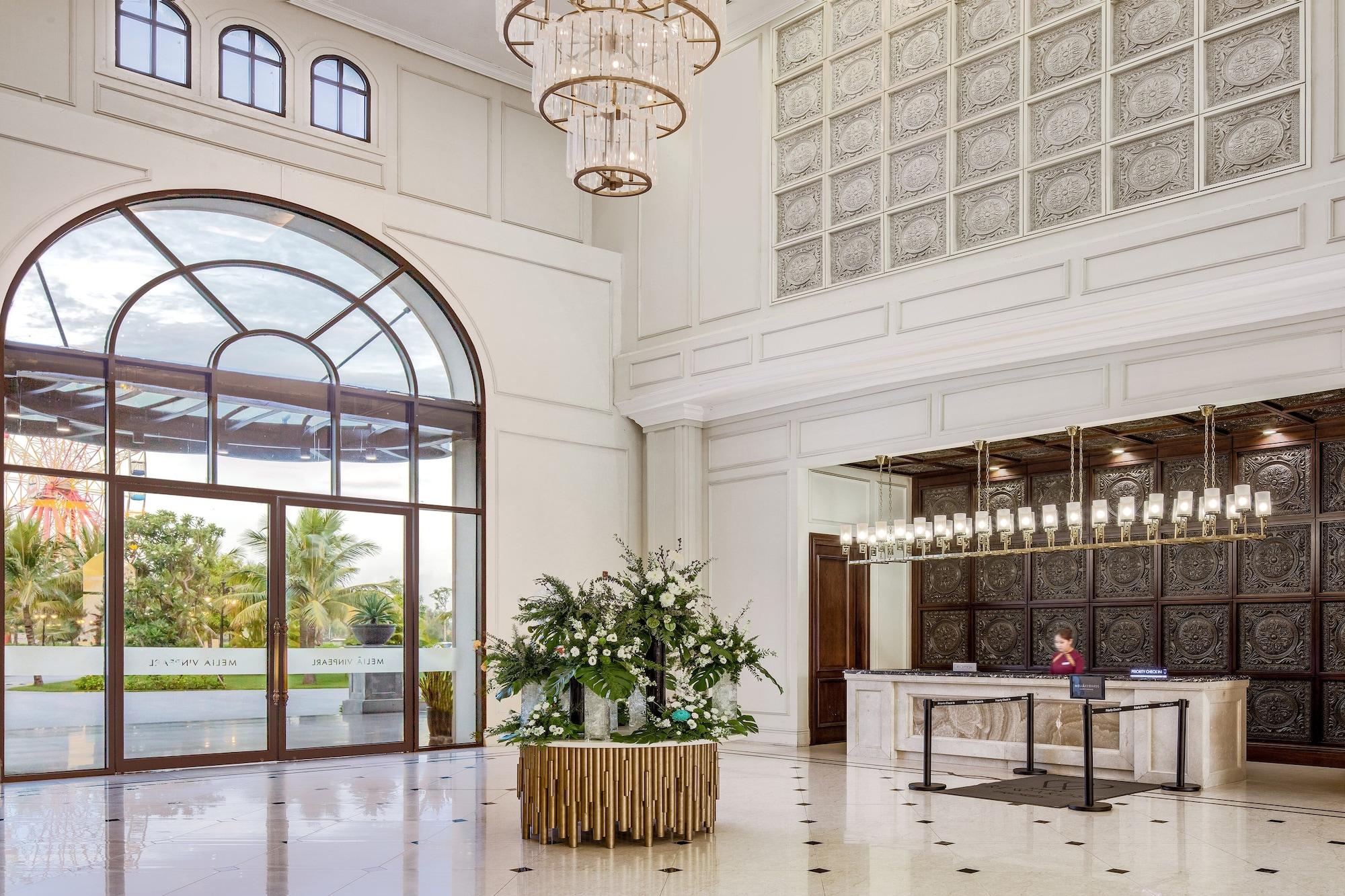 Vista Lobby Vinpearl Cua Sot Resort, Affiliated by Meliá