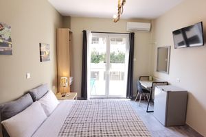 Alojamiento - Hotel Achillion