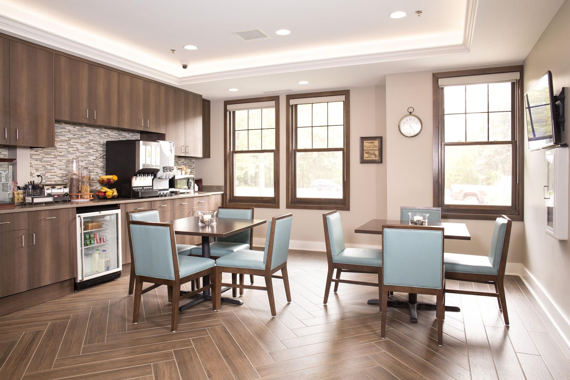 Restaurant The Inn at Shattuck St. Mary's