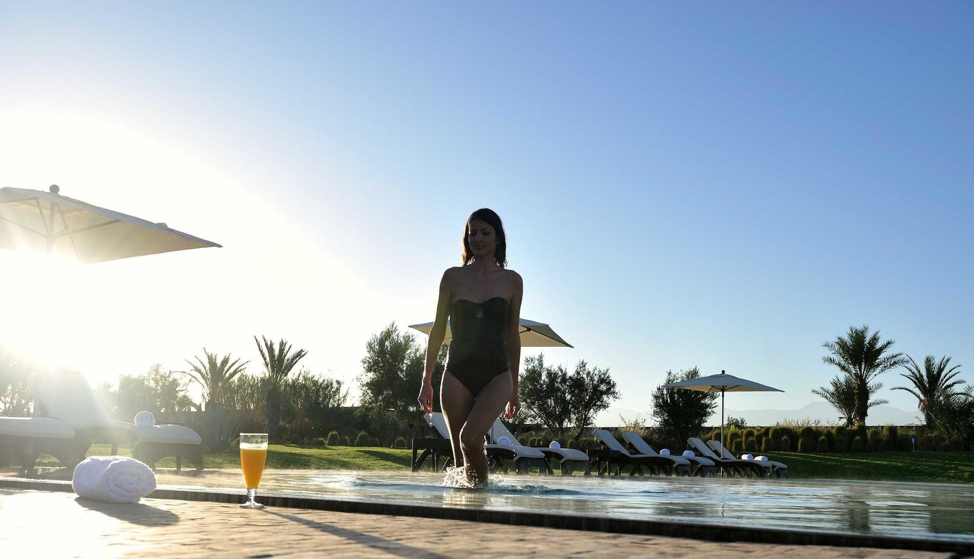 Vista Piscina Hotel Rose Sultan