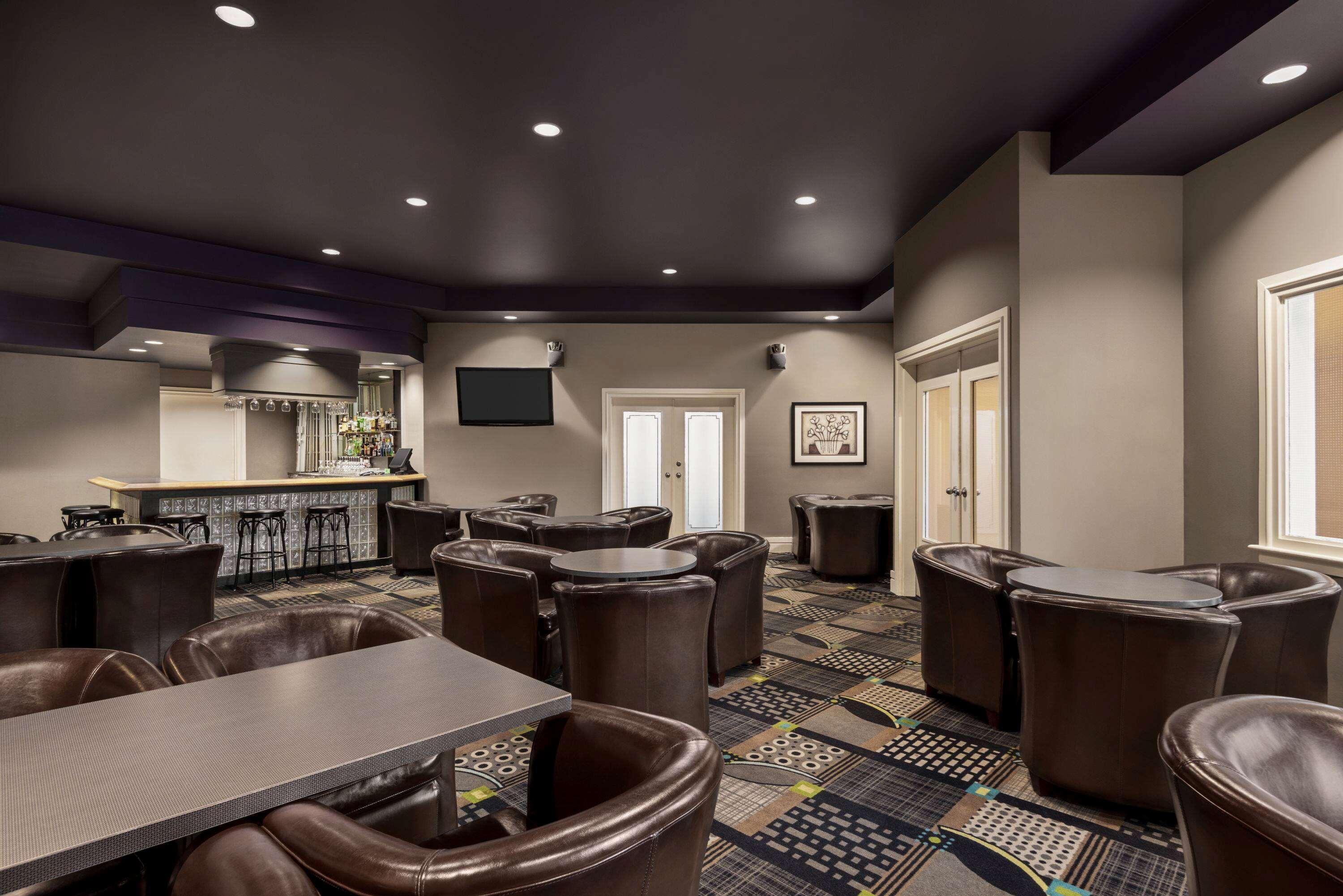 Bar/Salón Royal Hotel Regina, Trademark Collection by Wyndham