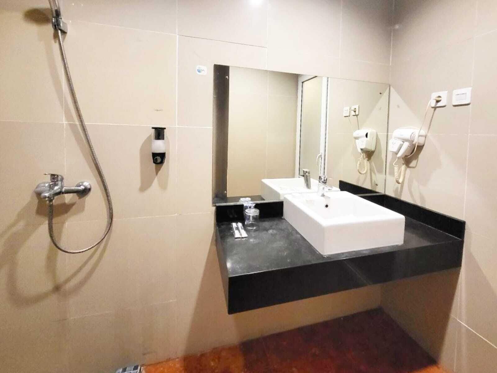 Equipamiento de Habitación Marilyn Hotel Serpong