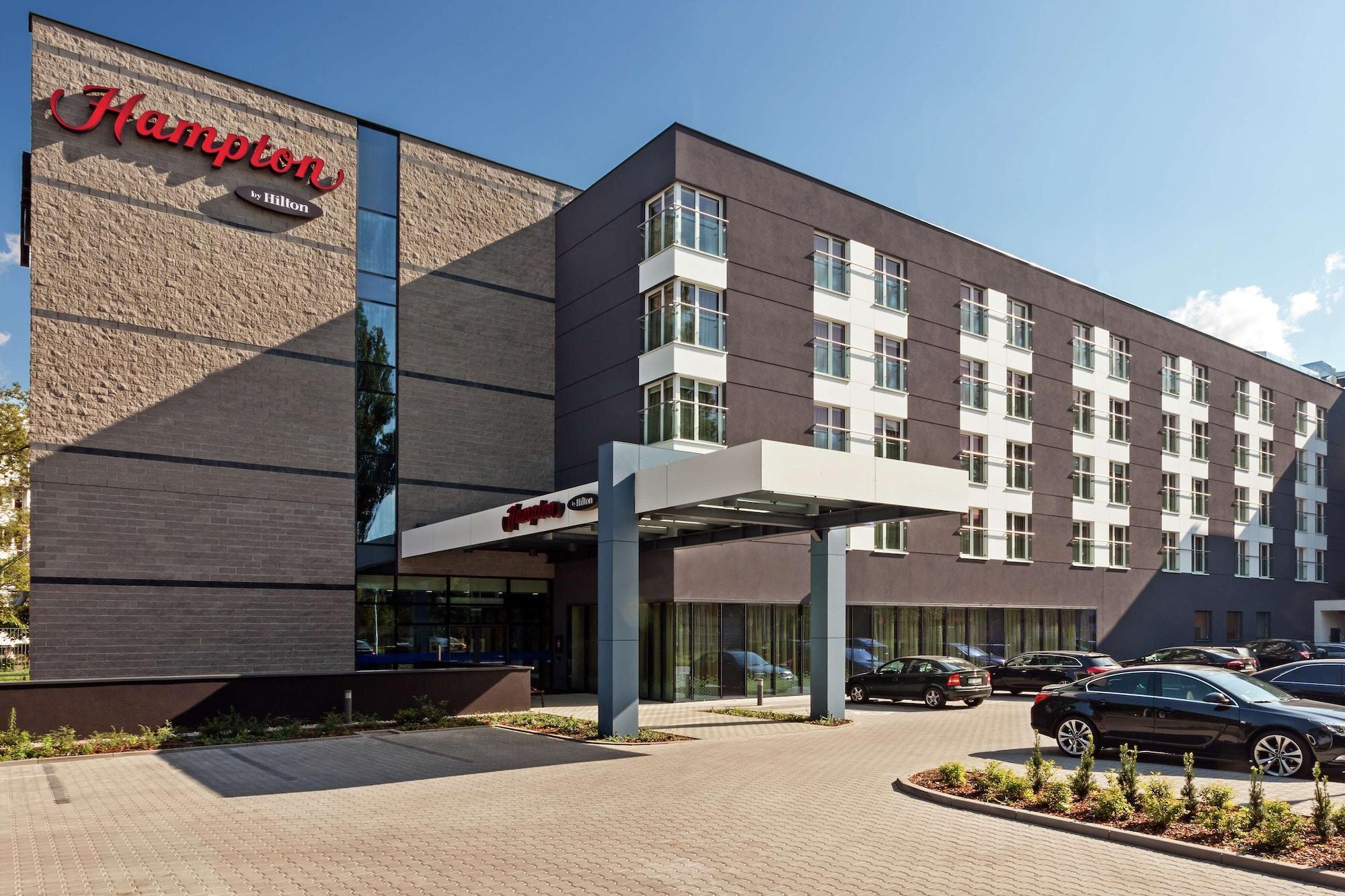 Vista Exterior Hampton by Hilton Warsaw Airport