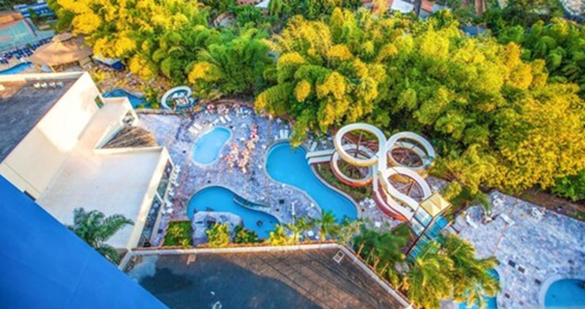 Vista Exterior Golden Dolphin Grand Hotel - Mondial