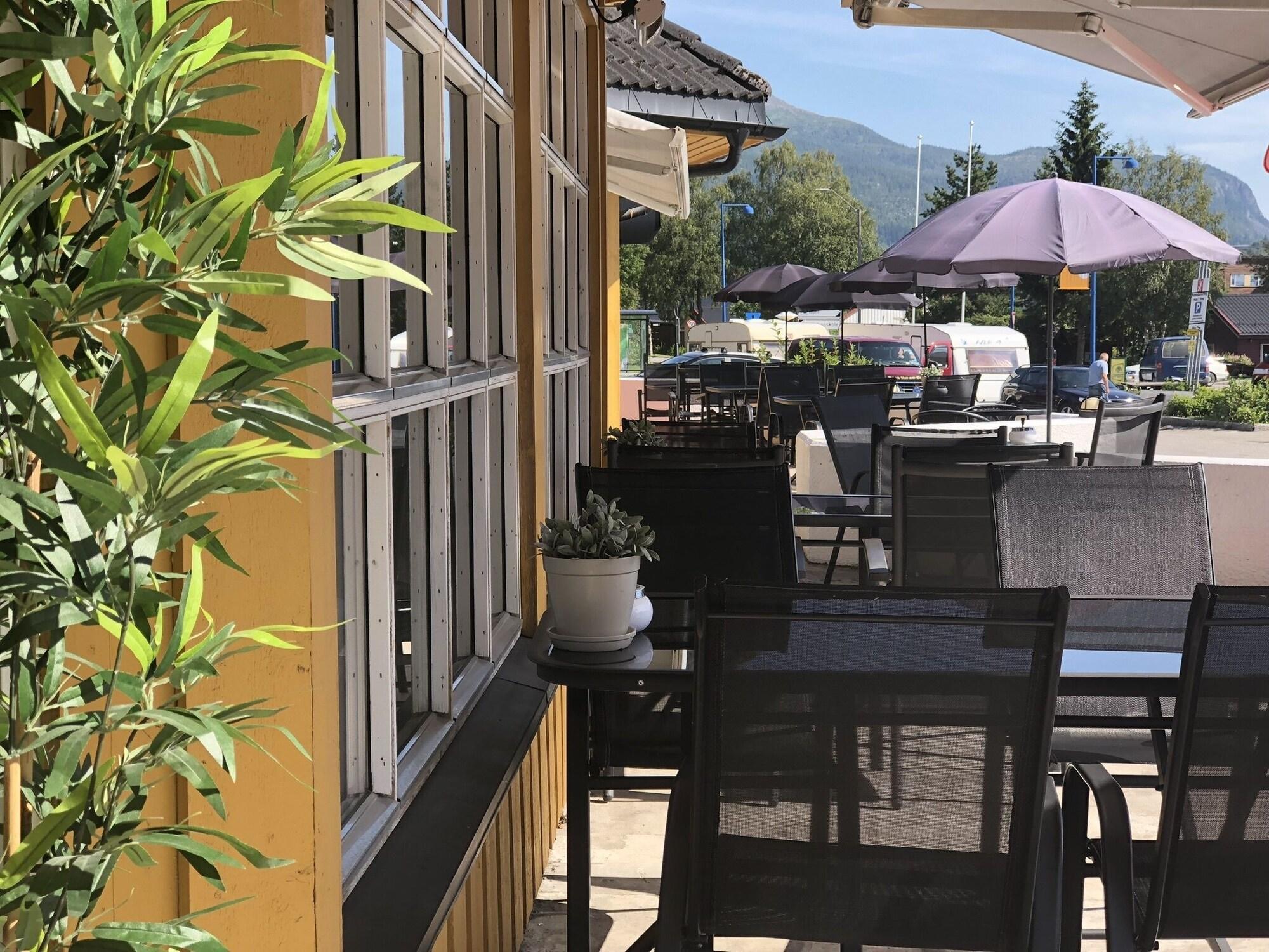 Vista Exterior Grong Hotell