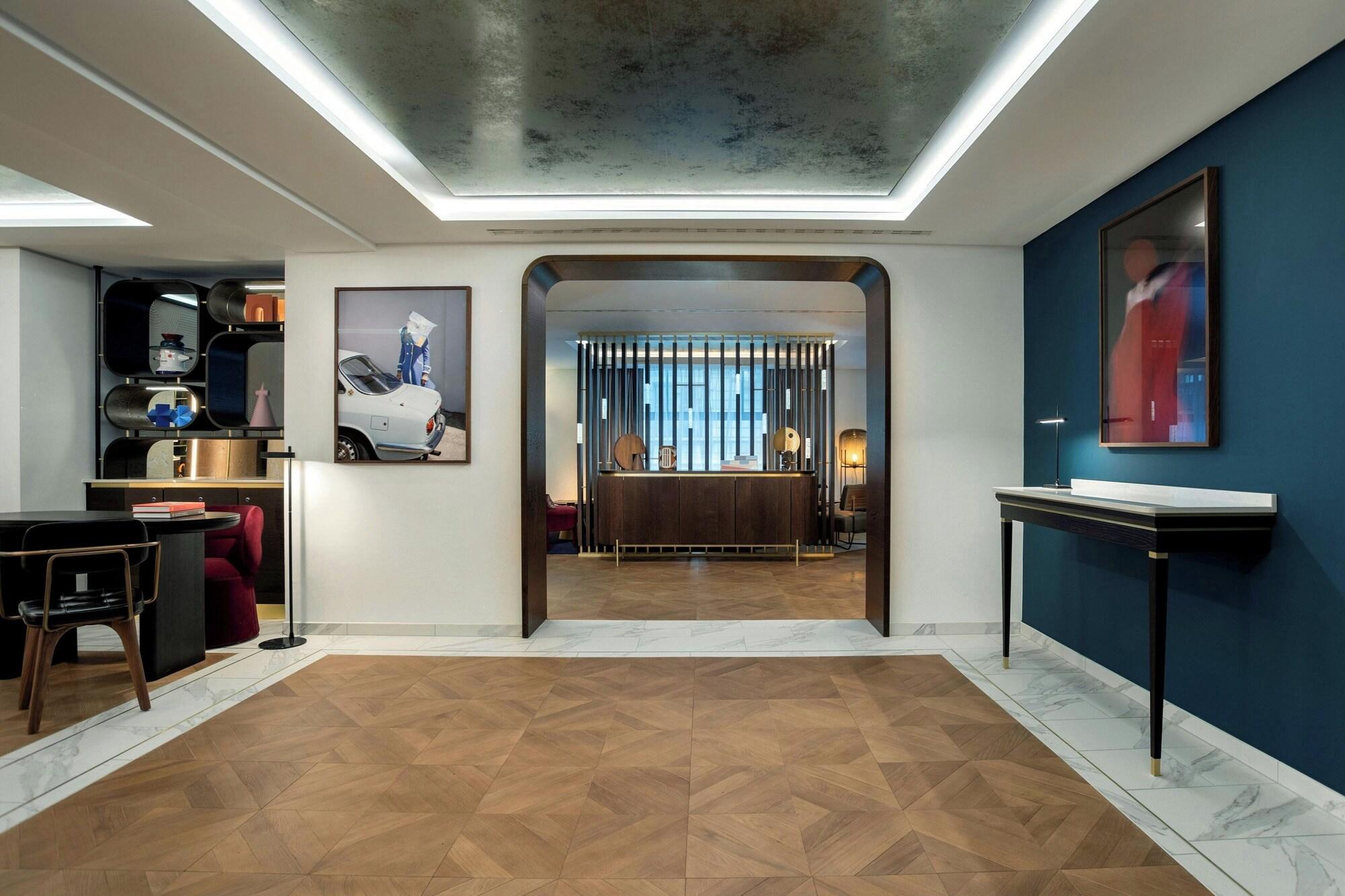 Vista Lobby Neues Schloss Privat Hotel Zurich, Autograph Collection