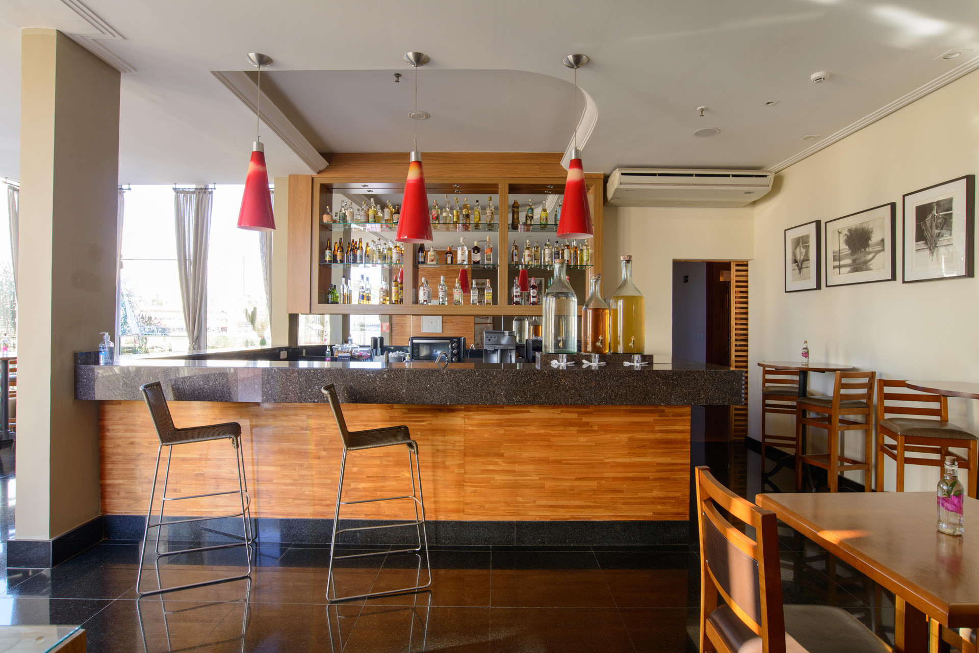 Bar/Salón Faro Hotel