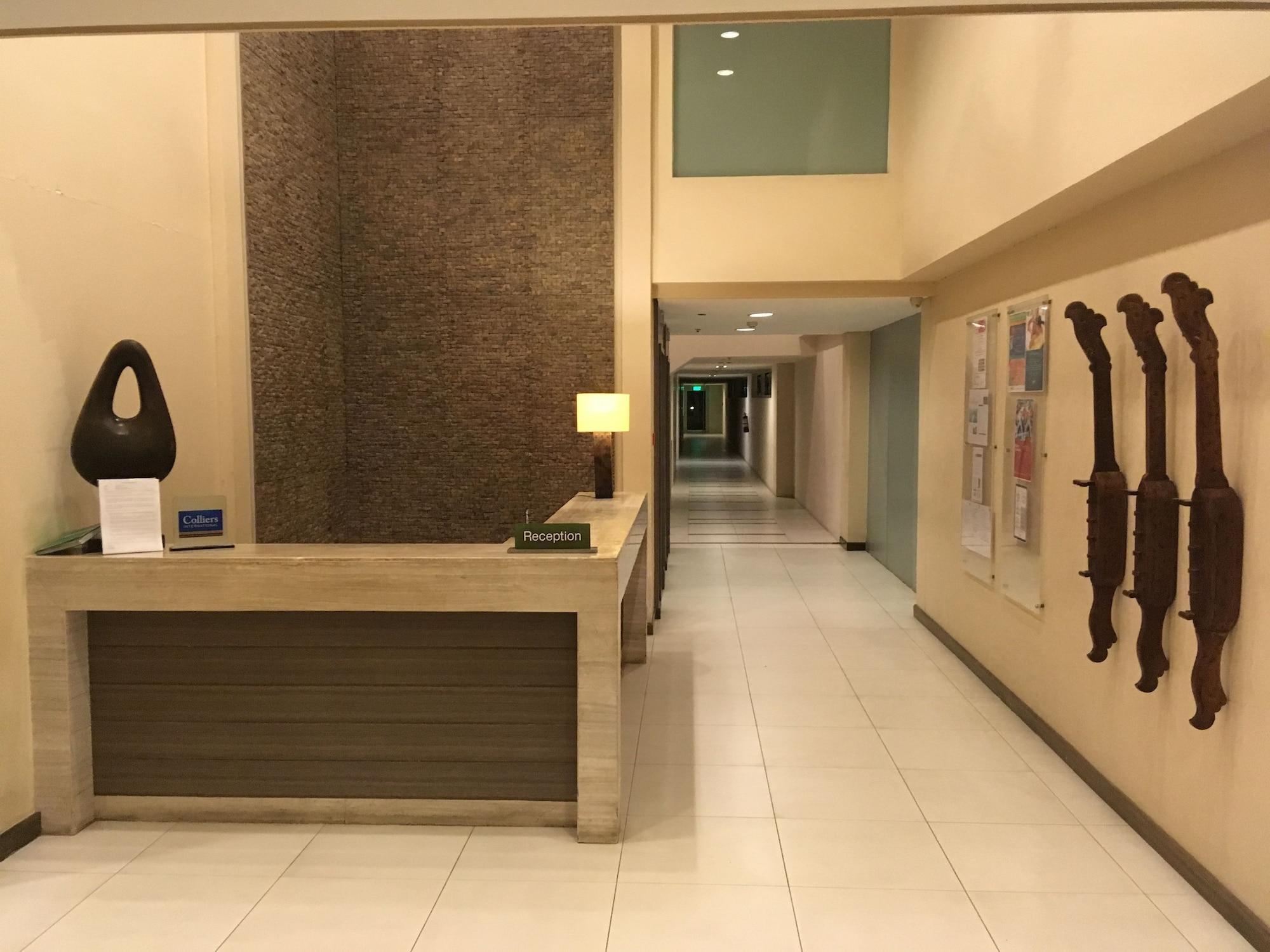 Vista Lobby Beach Condos Pico de Loro Hamilo Coast