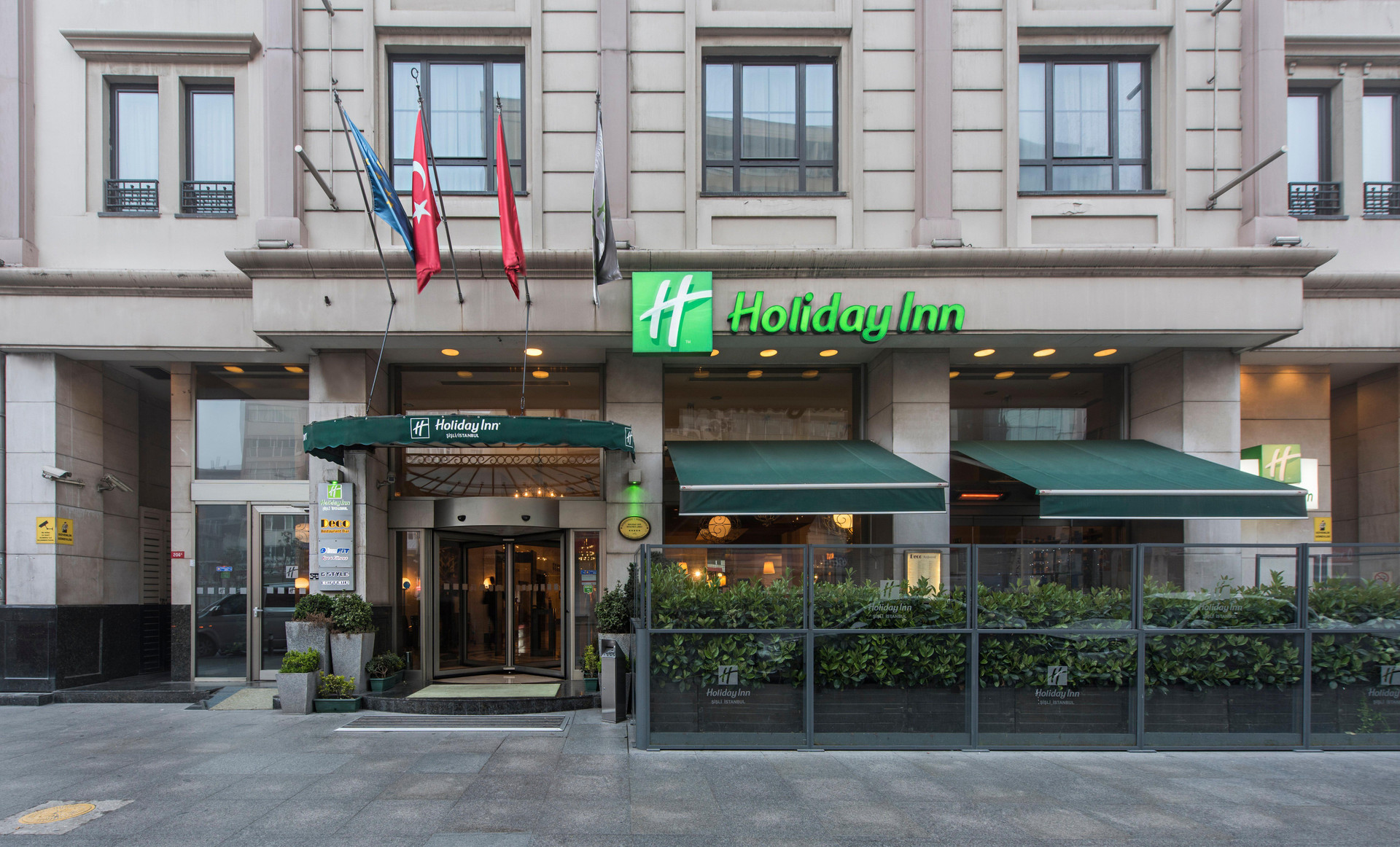 Vista Exterior Holiday Inn Istanbul Sisli by IHG