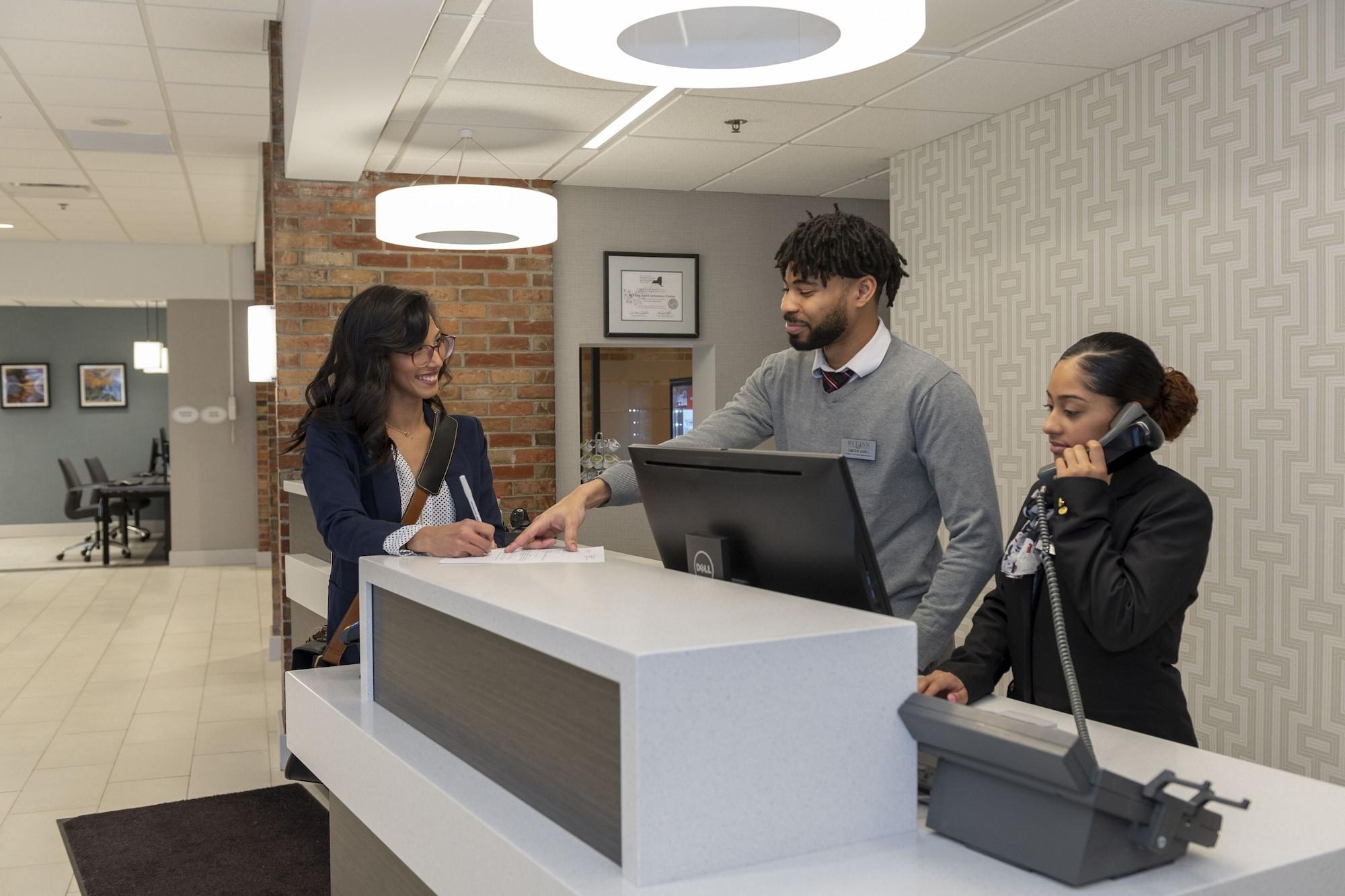 Vista Lobby RIT Inn & Conference Center