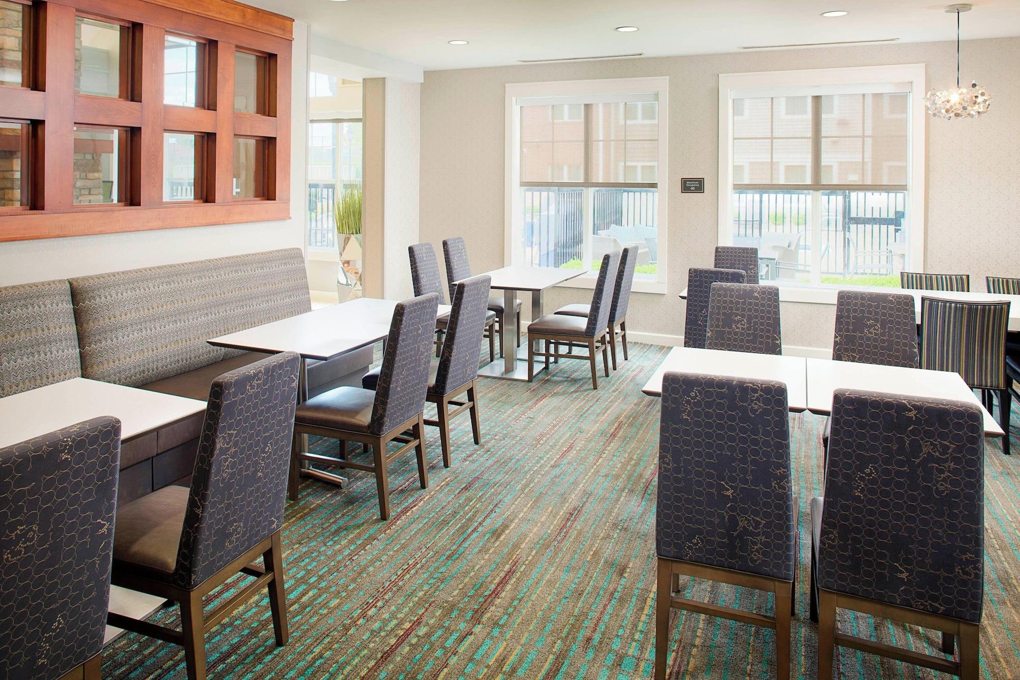 Restaurant Residence Inn by Marriott Roanoke Airport