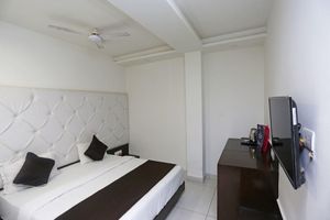 Alojamiento - OYO 18422 Central Grand