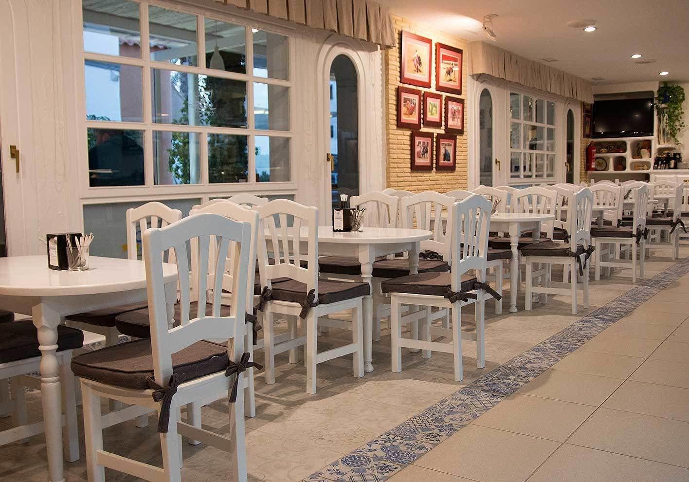 Bar/Salón Terraza Carmona