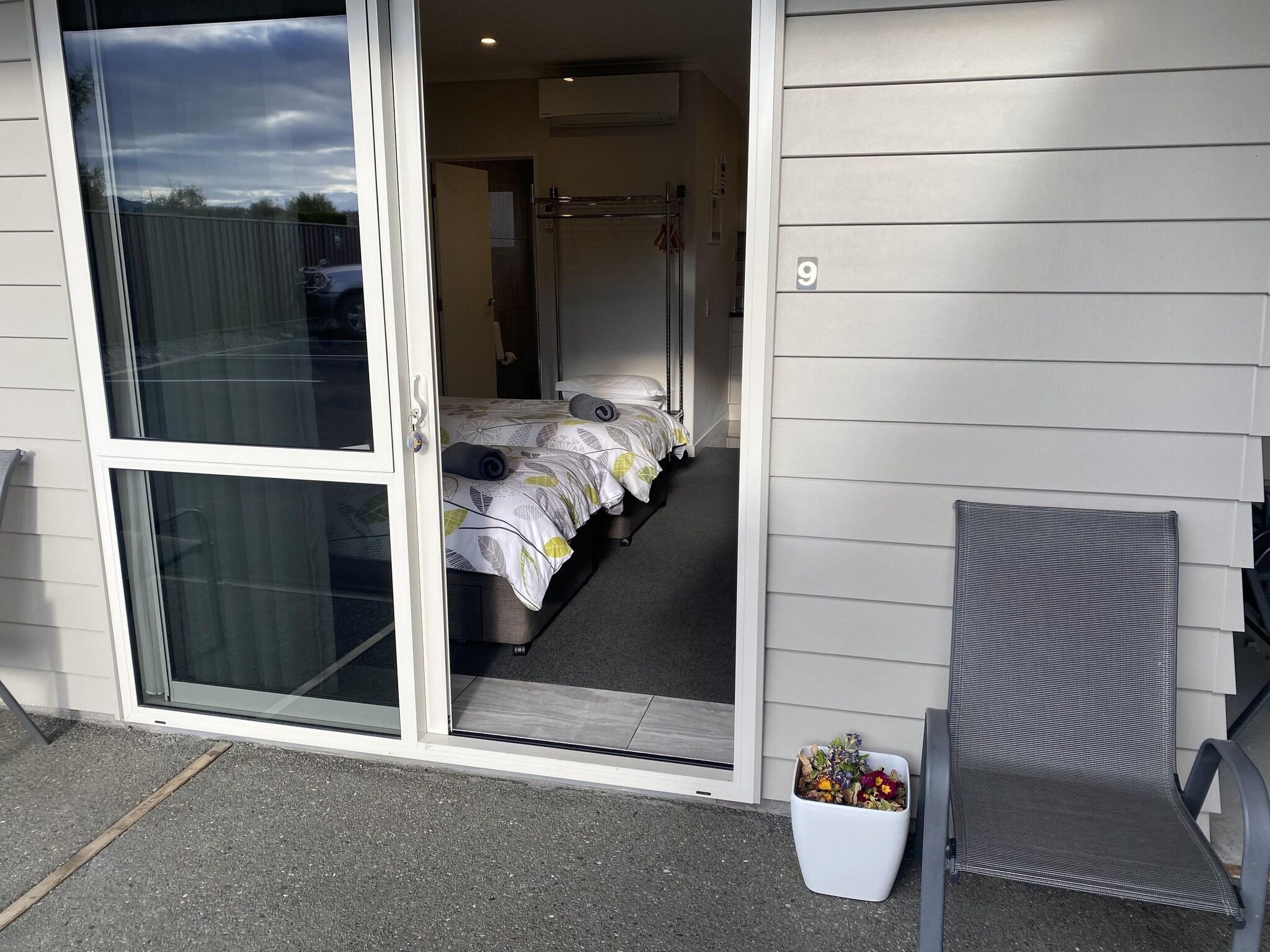 Vista Exterior BigSky Motels