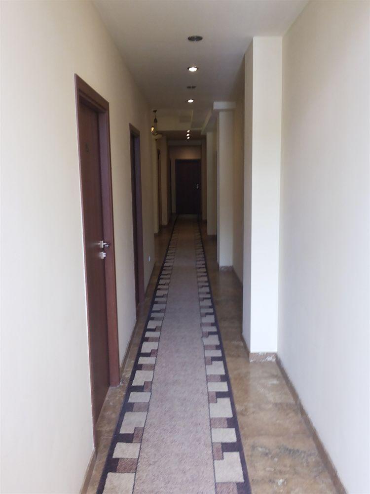 Varios Hotel Arpa