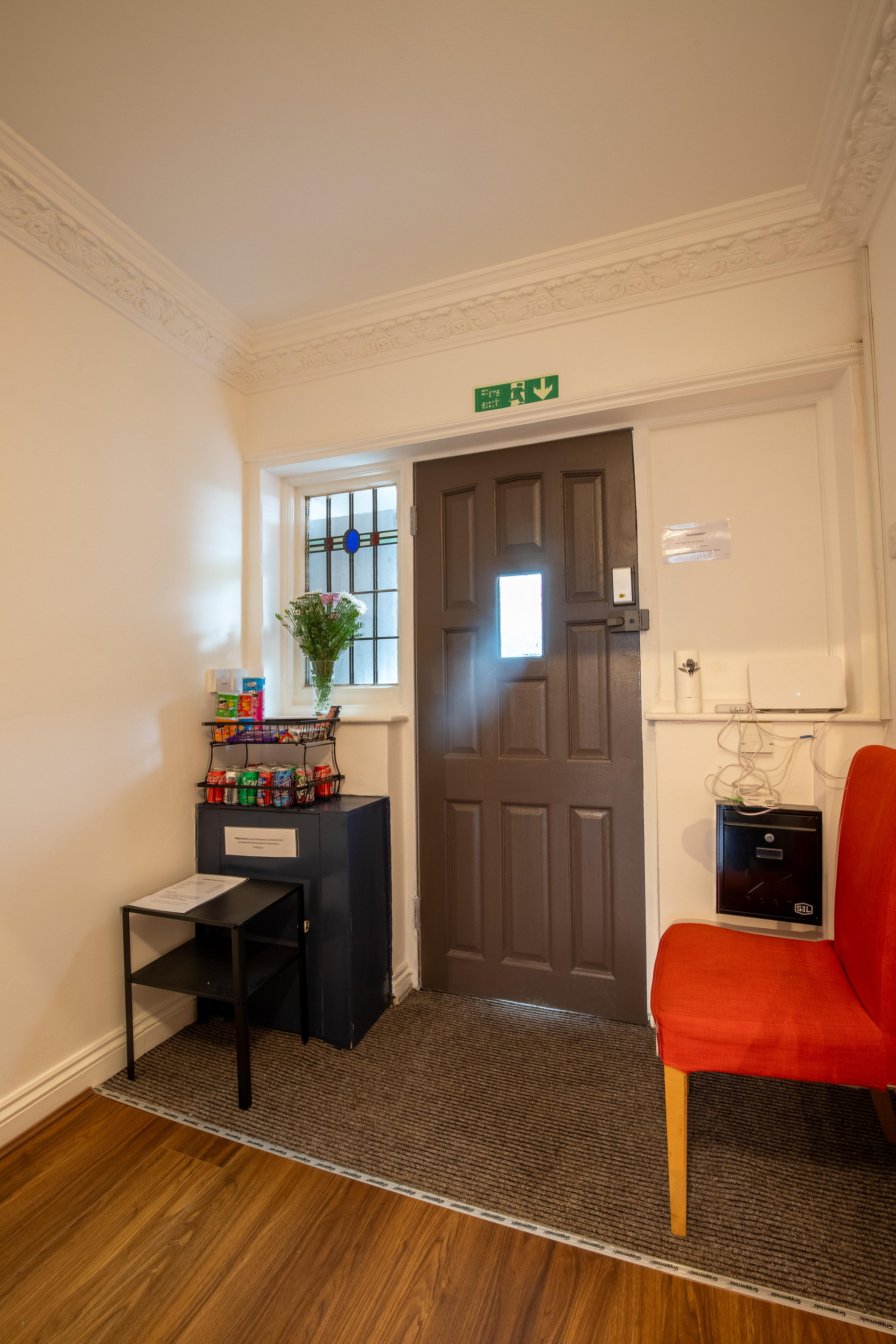 Vista Lobby Airport Lodge