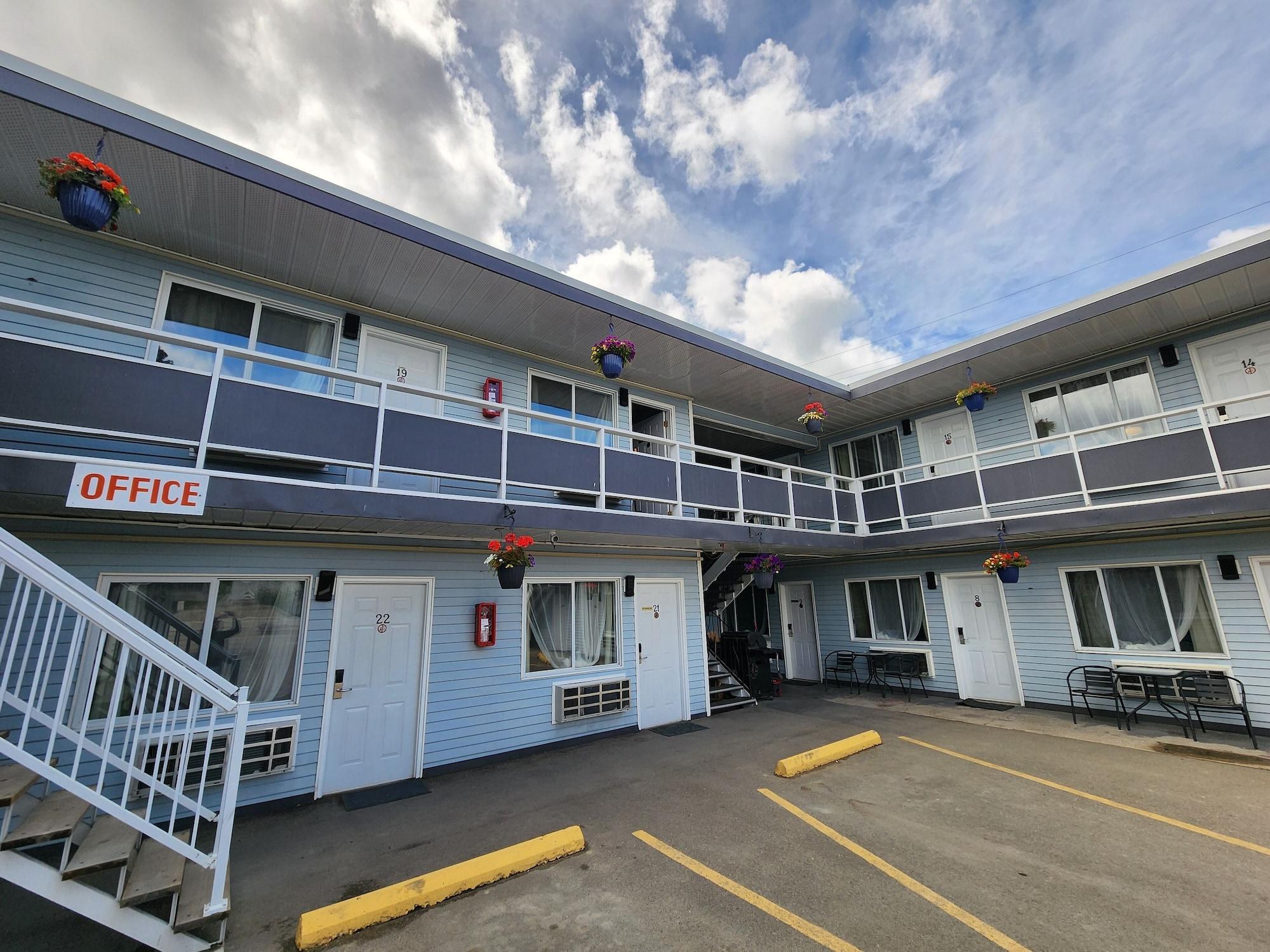 Varios Ace Motel