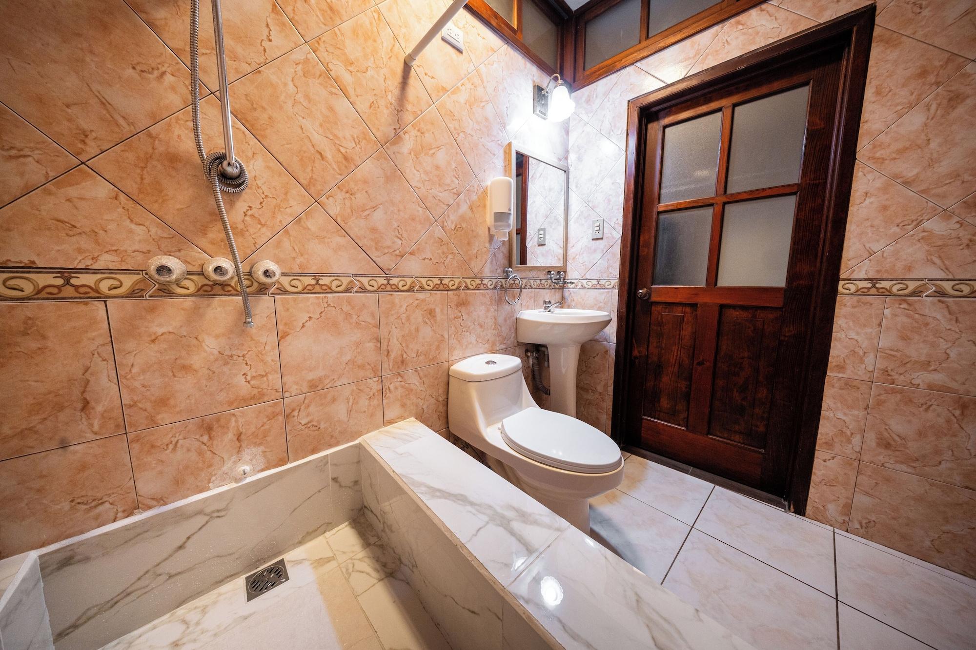 Equipamiento de Habitación Los Faroles Zona 3