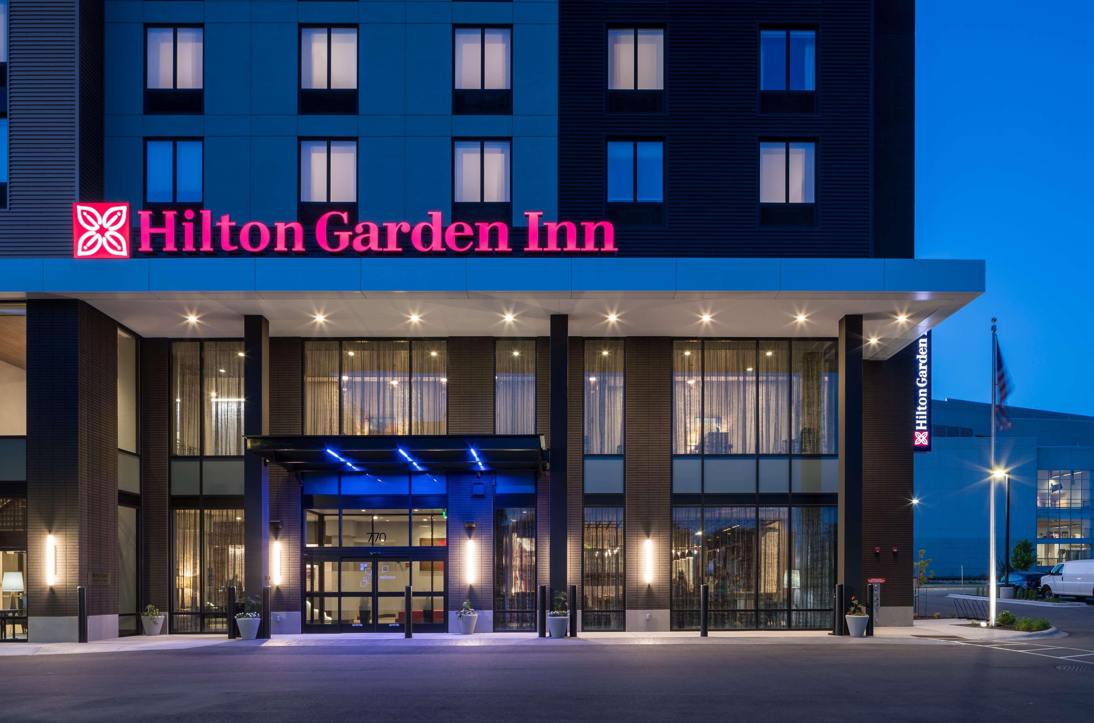 Vista Exterior Hilton Garden Inn Madison Downtown