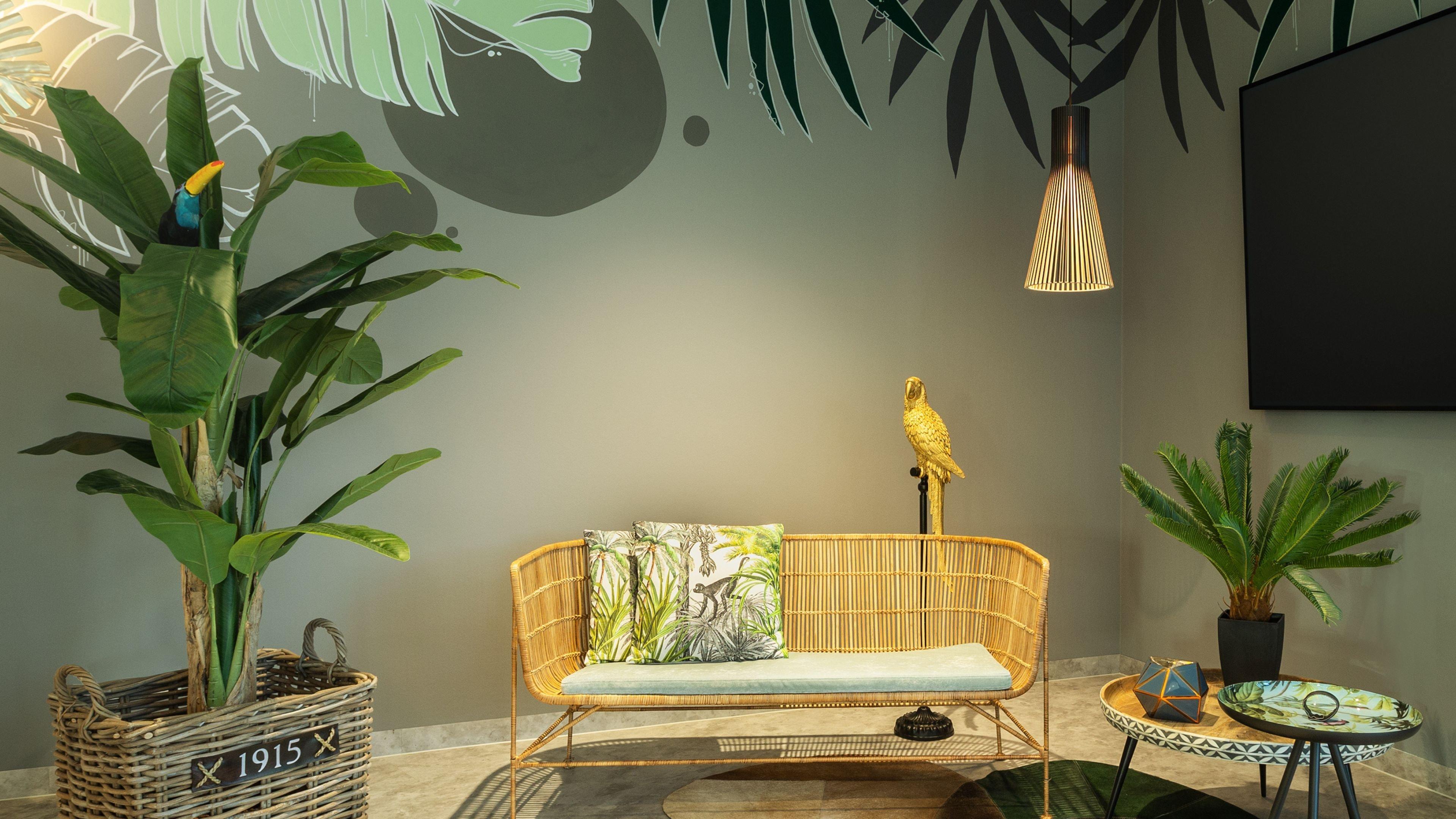 Vista Lobby Holiday Inn - the niu, Crusoe Bremen Airport by IHG