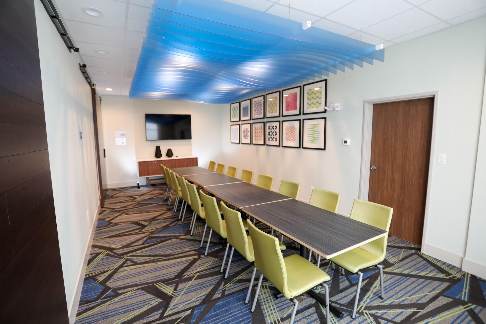 Sala de Reuniones Holiday Inn Express And Suites Forney by IHG