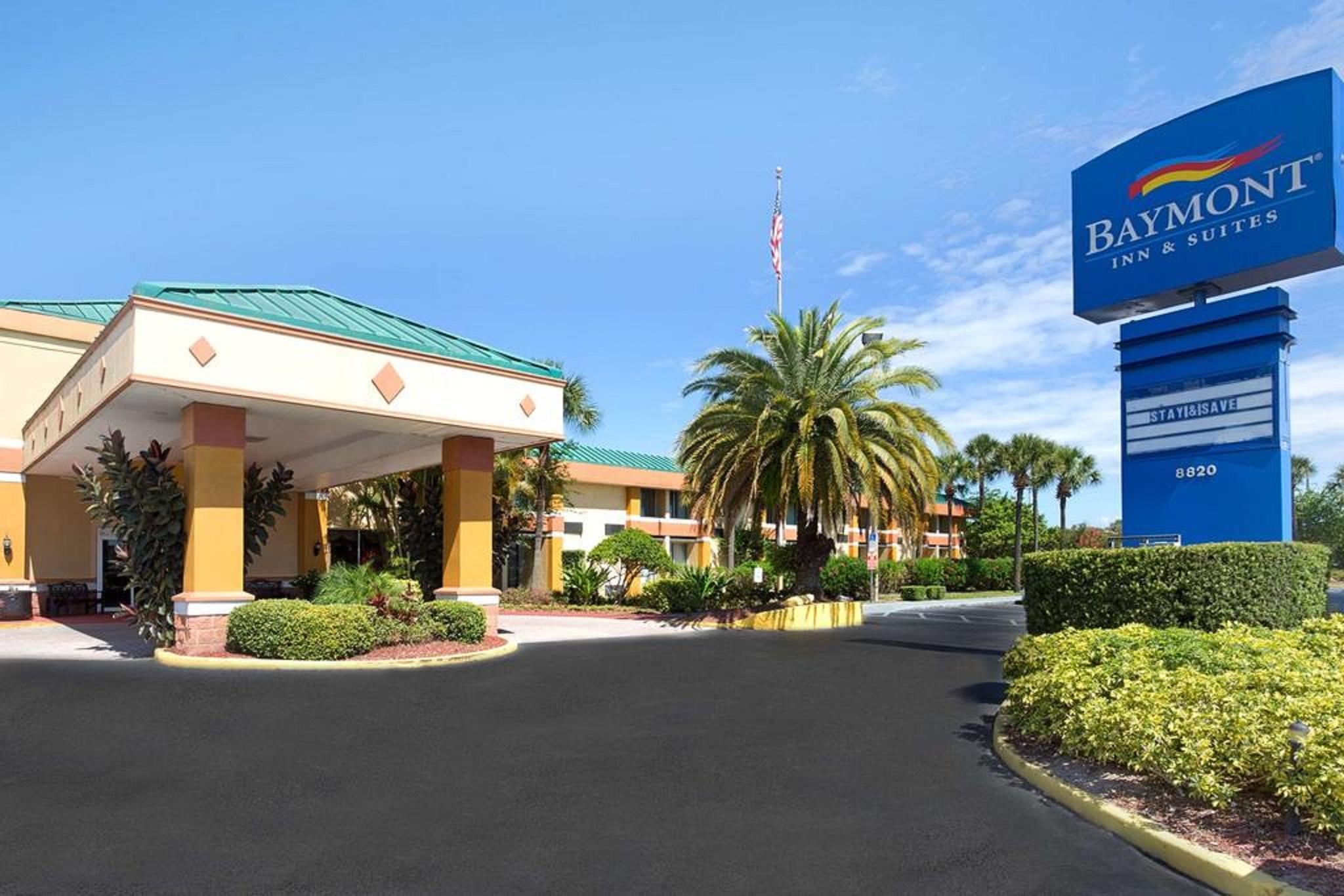 Vista Exterior Garnet Inn & Suites, Orlando