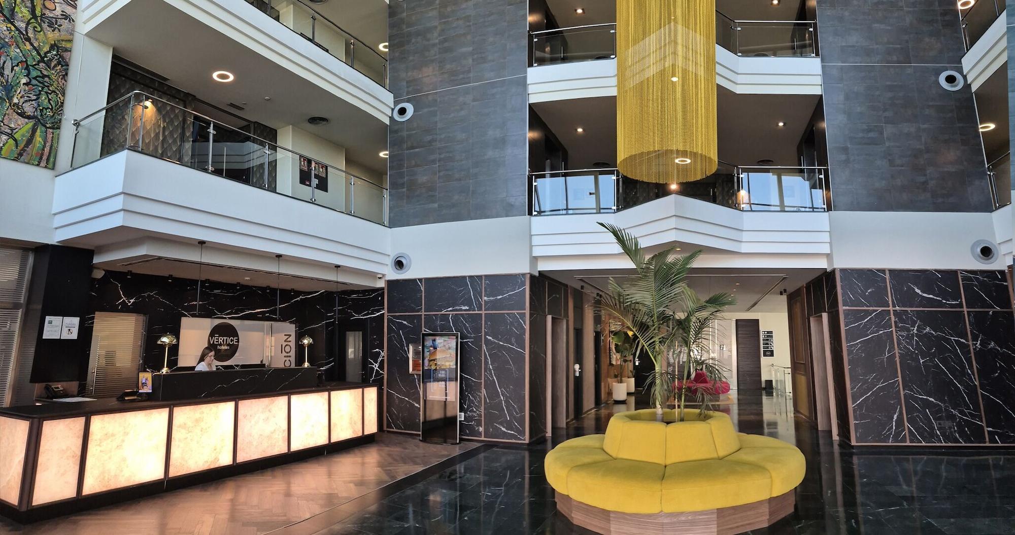 Vista Lobby Hotel Vértice Aljarafe