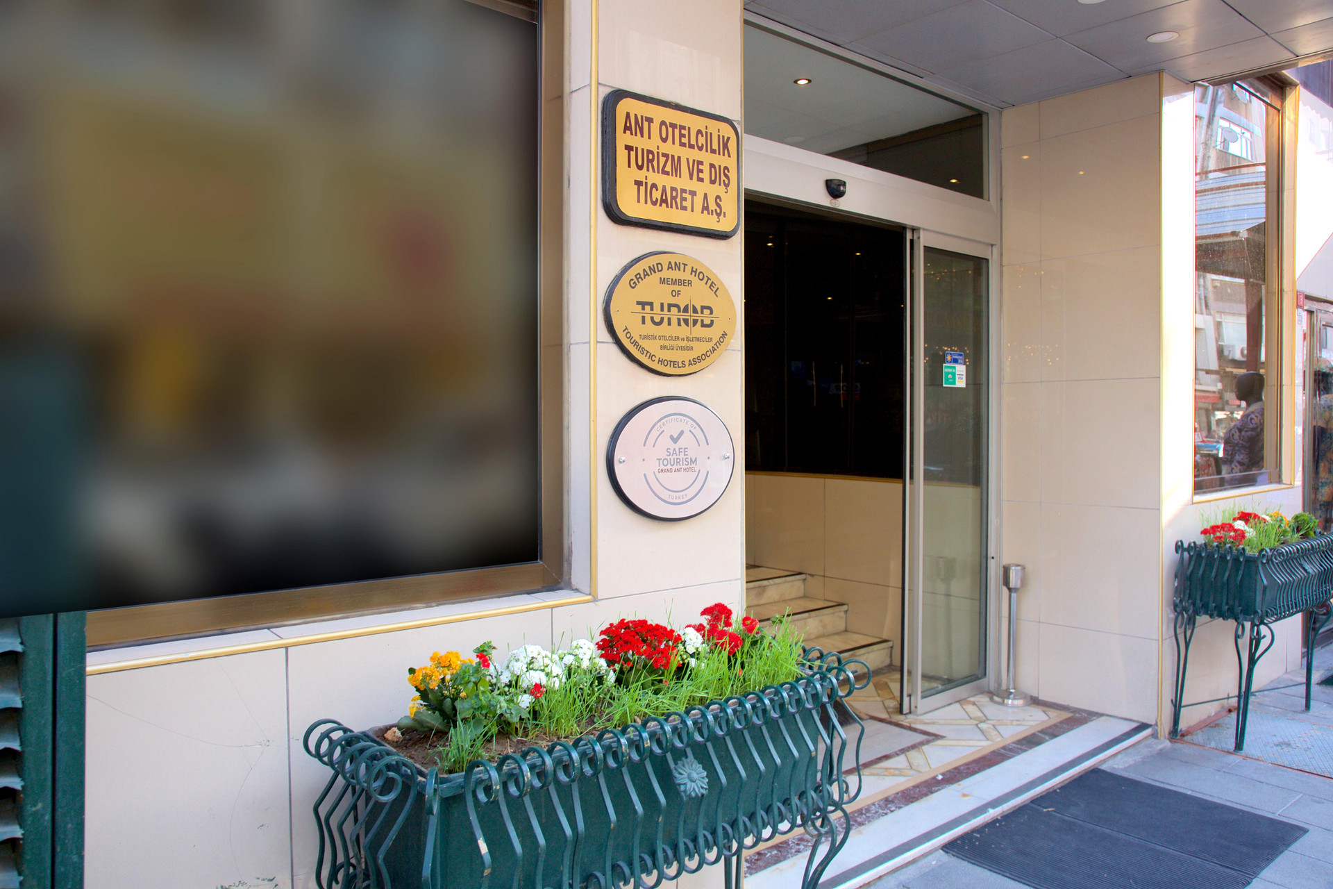 Vista Exterior Grand Ant Hotel