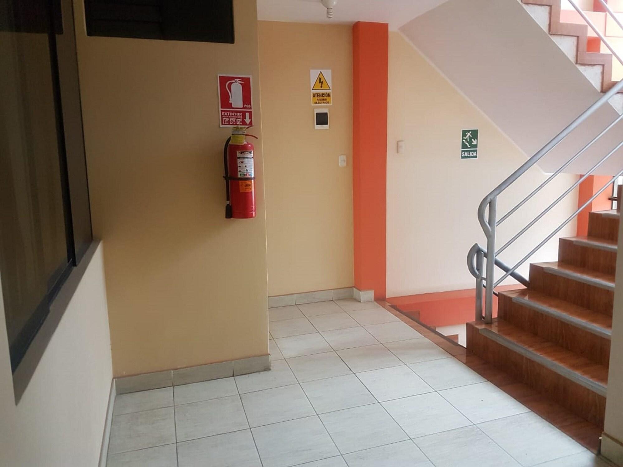Varios Hostal Los Pinos