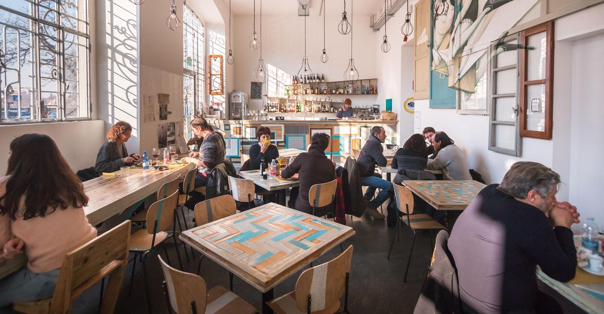 Restaurant Madama Hostel & Bistrot
