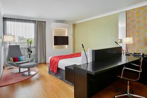 Alojamiento - Holiday Inn Brussels Airport