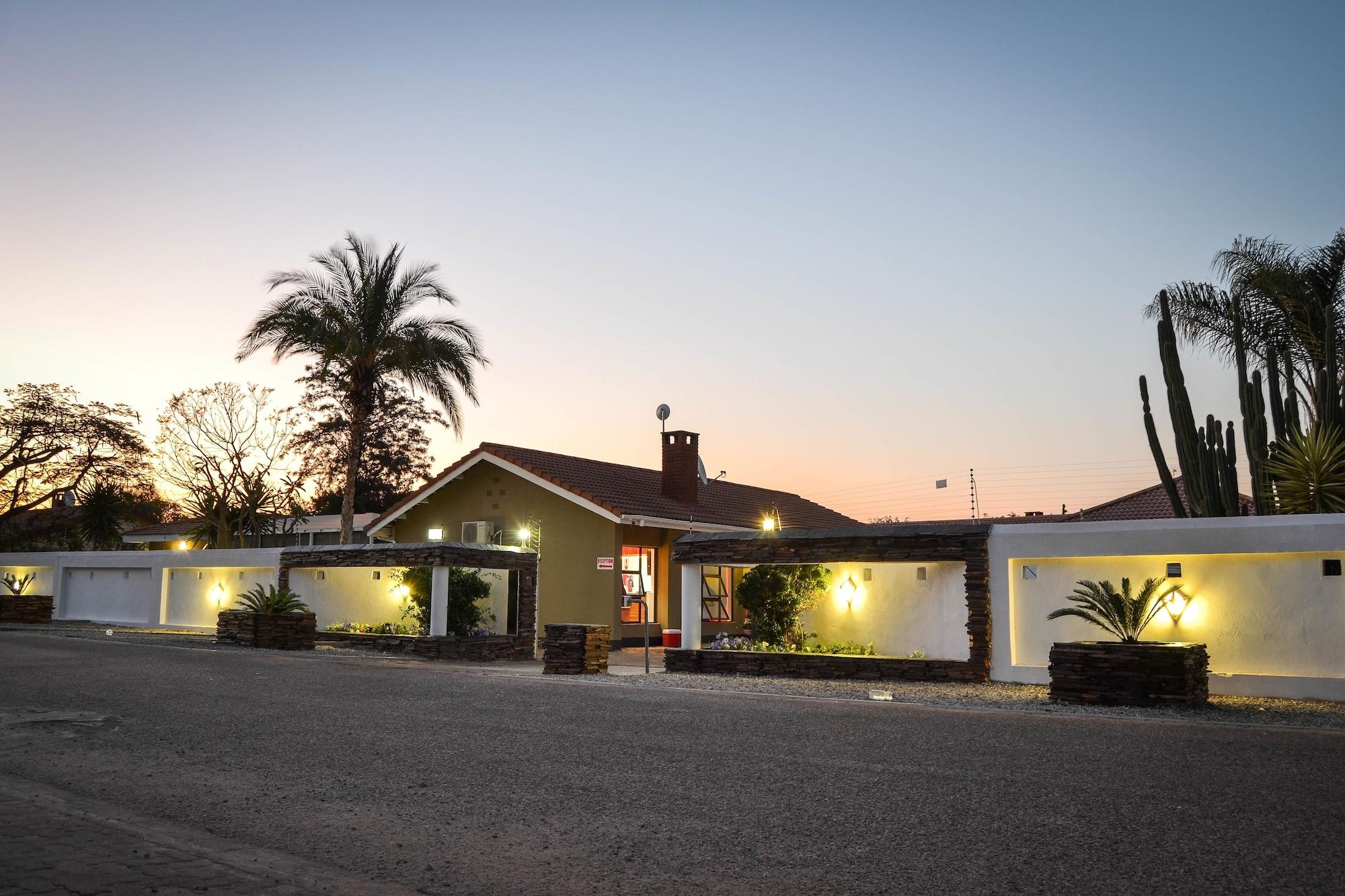 Varios City Square Lodge